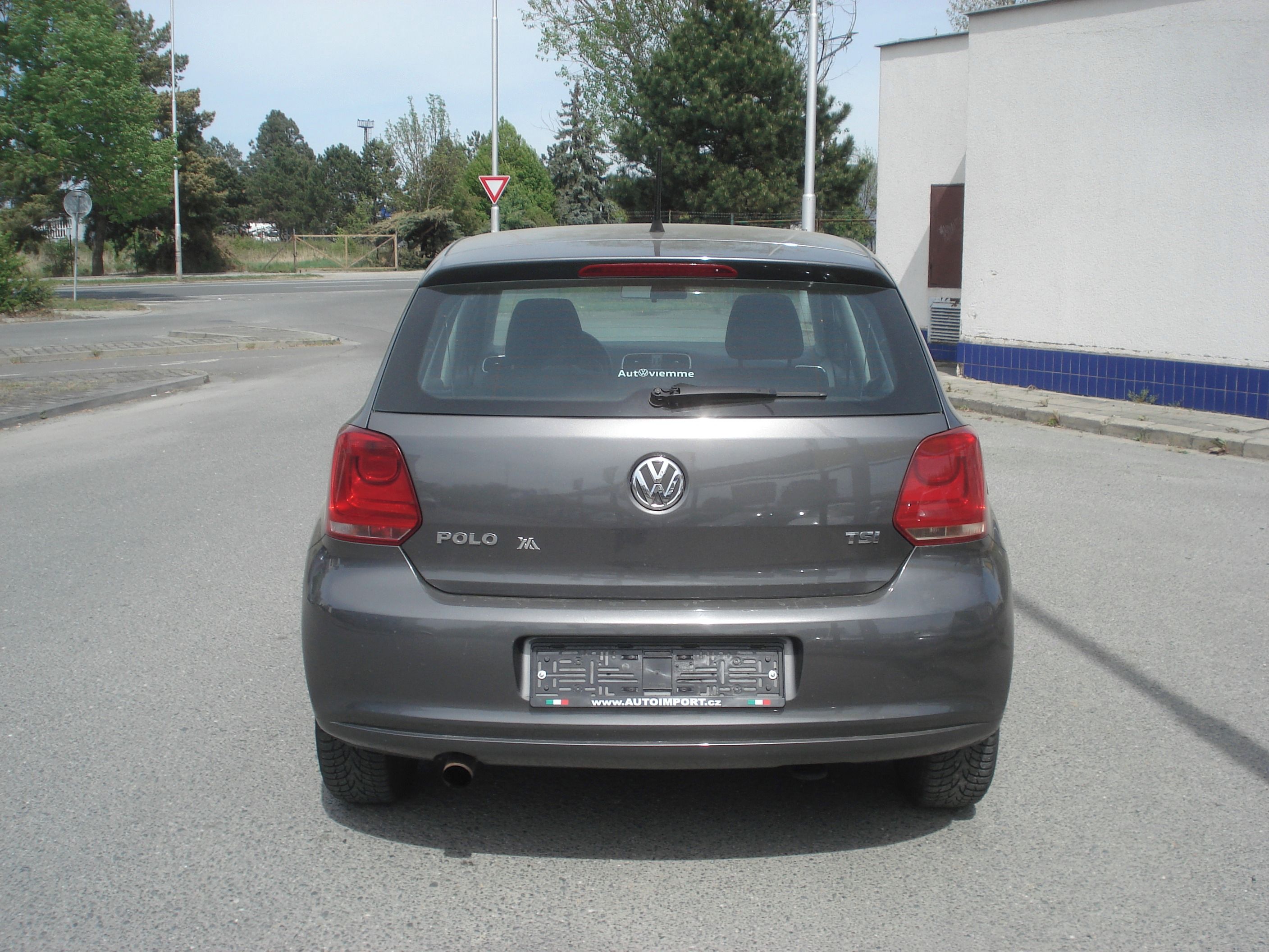Volkswagen Polo, 1.2 TSi  1. Majitel - fotka 3
