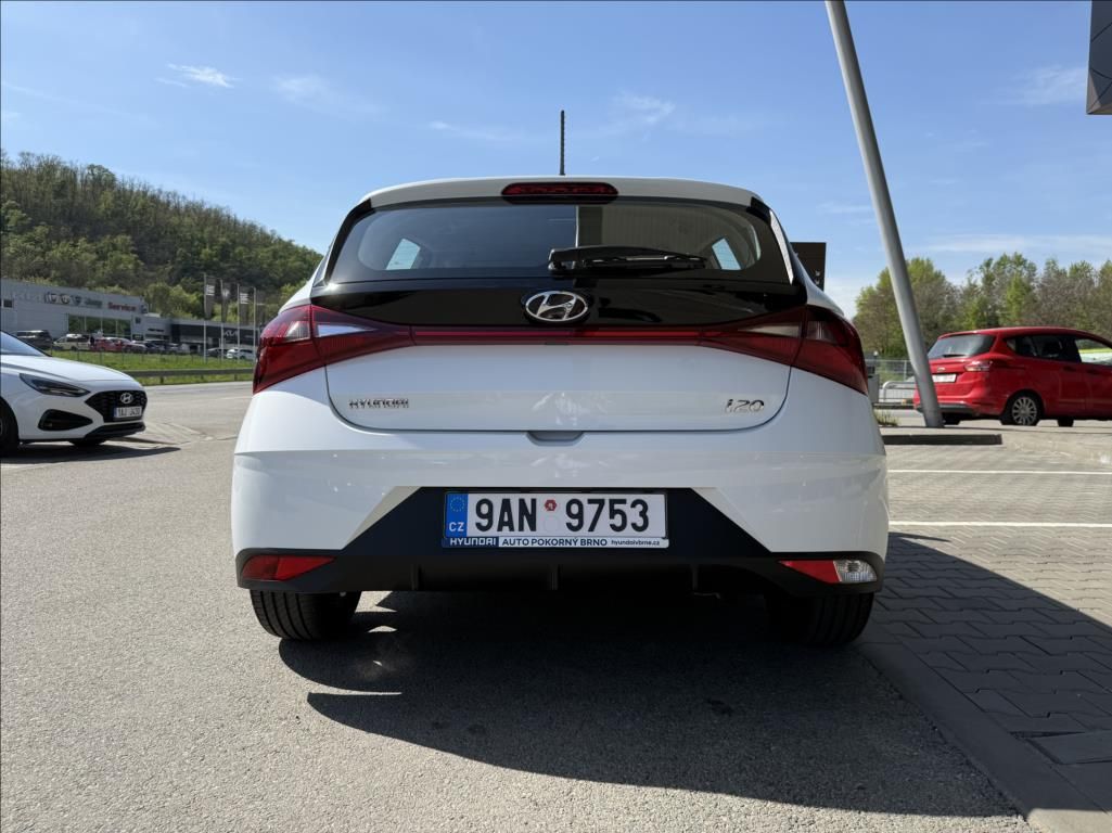 Hyundai i20, 1,2 i  Comfort Club Alu16 - fotka 6