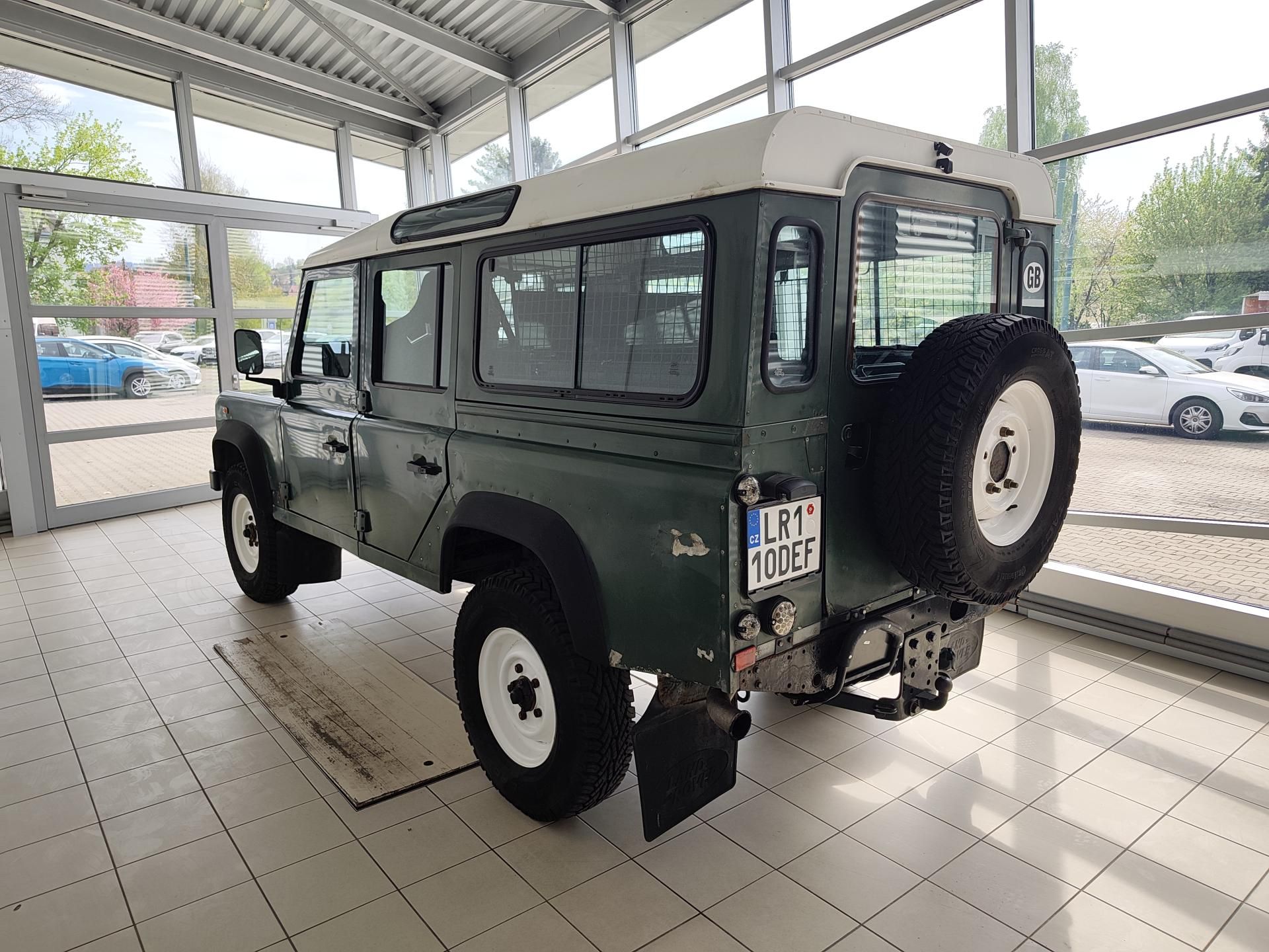 Land Rover Defender, 110 TD5 9S - fotka 2