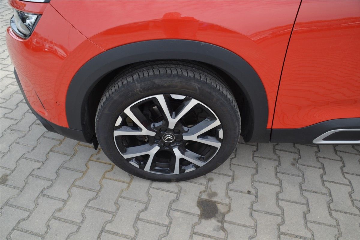 Citroën C5 Aircross, 1,6 16V 133 kW AUT DPH ČR 1.MA - fotka 5