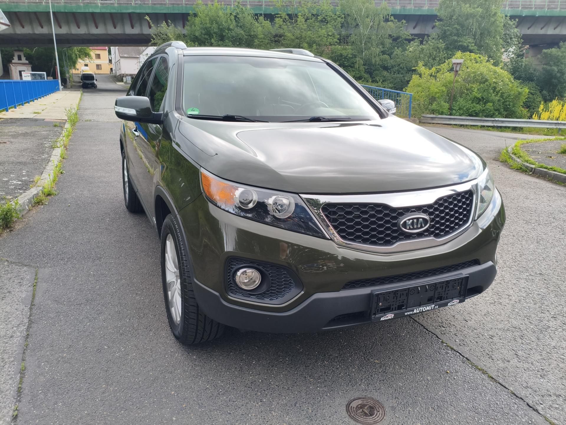 Kia Sorento, 2,2 CRDI Sport 4x4 145Kw - fotka 3