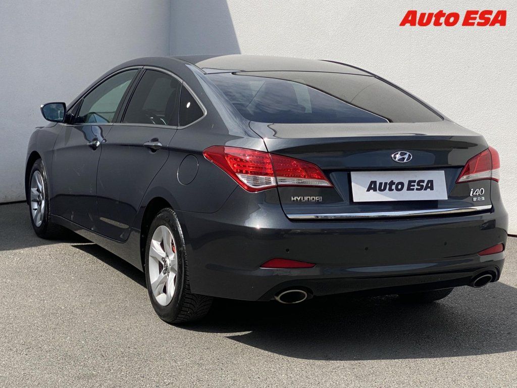 Hyundai i40, 2.0i - fotka 6