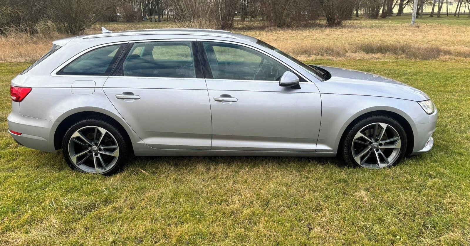 Audi A4 Avant, 2.0 TDI, bixen,virtual cockpit - fotka 4