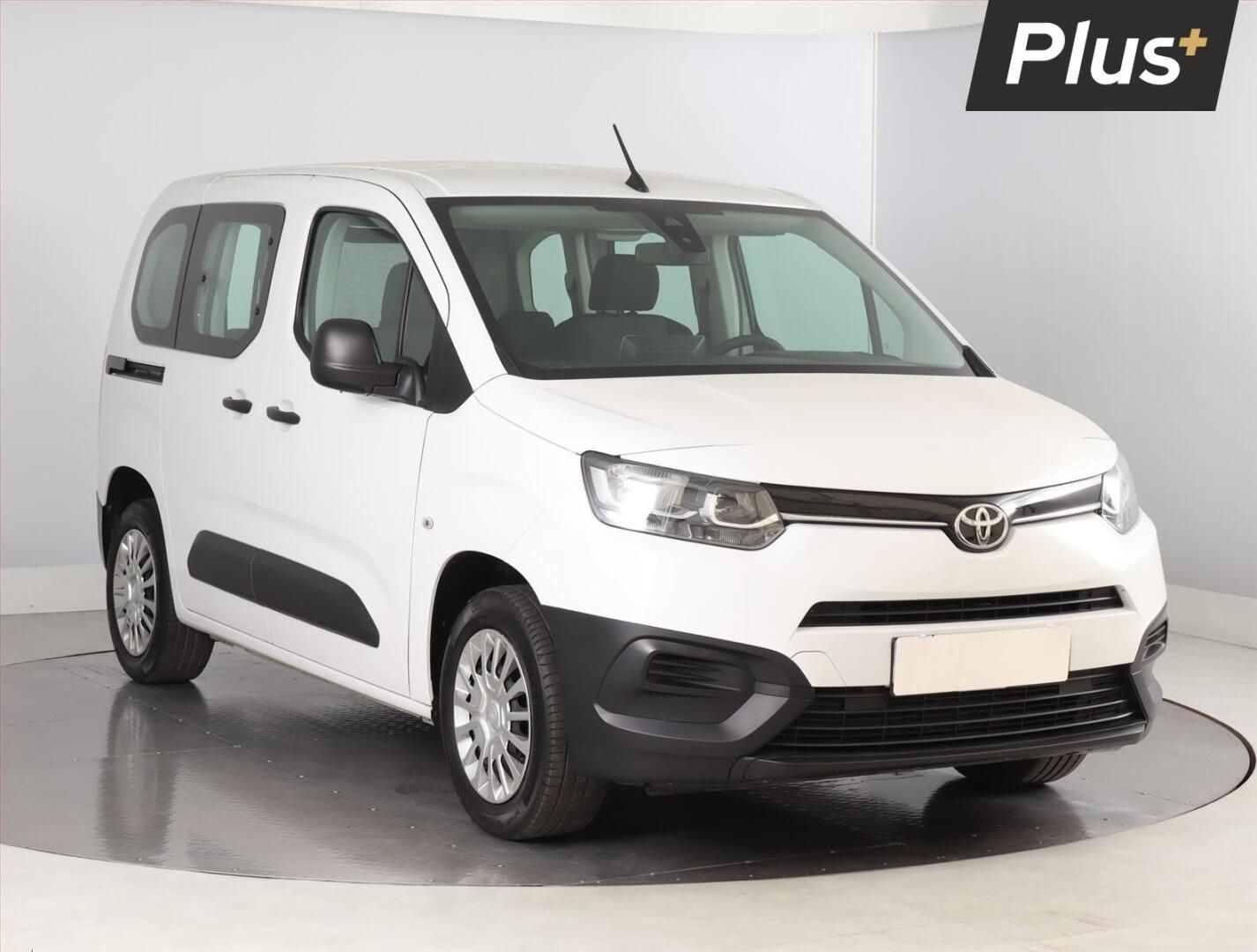 Toyota Proace City Verso, 1.5 D-4D, 5Míst, Klima, ČR
