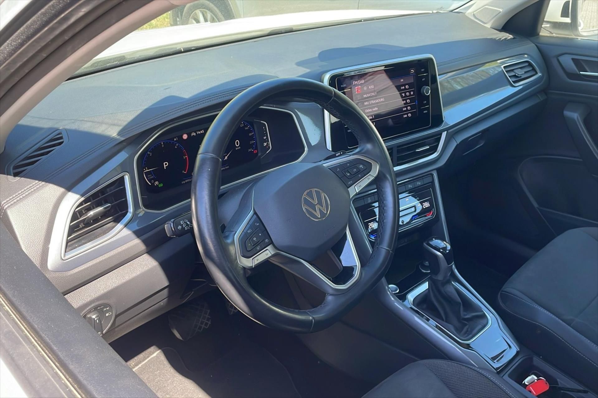 Volkswagen T-Roc, 2,0 TDI 110kW DSG VŮZ PŘIPRAVU - fotka 3
