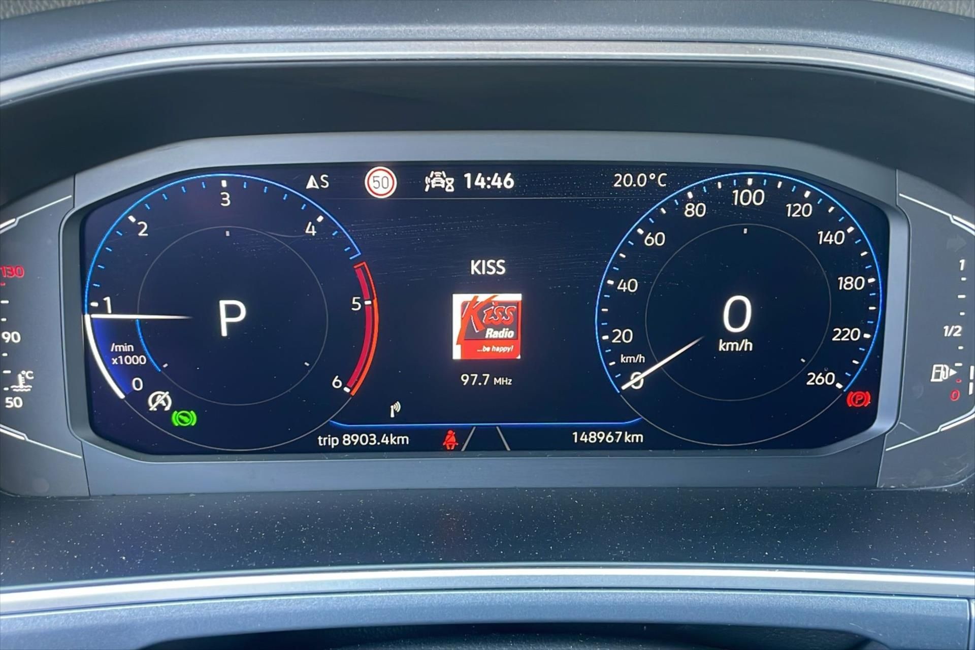 Volkswagen T-Roc, 2,0 TDI 110kW DSG VŮZ PŘIPRAVU - fotka 4