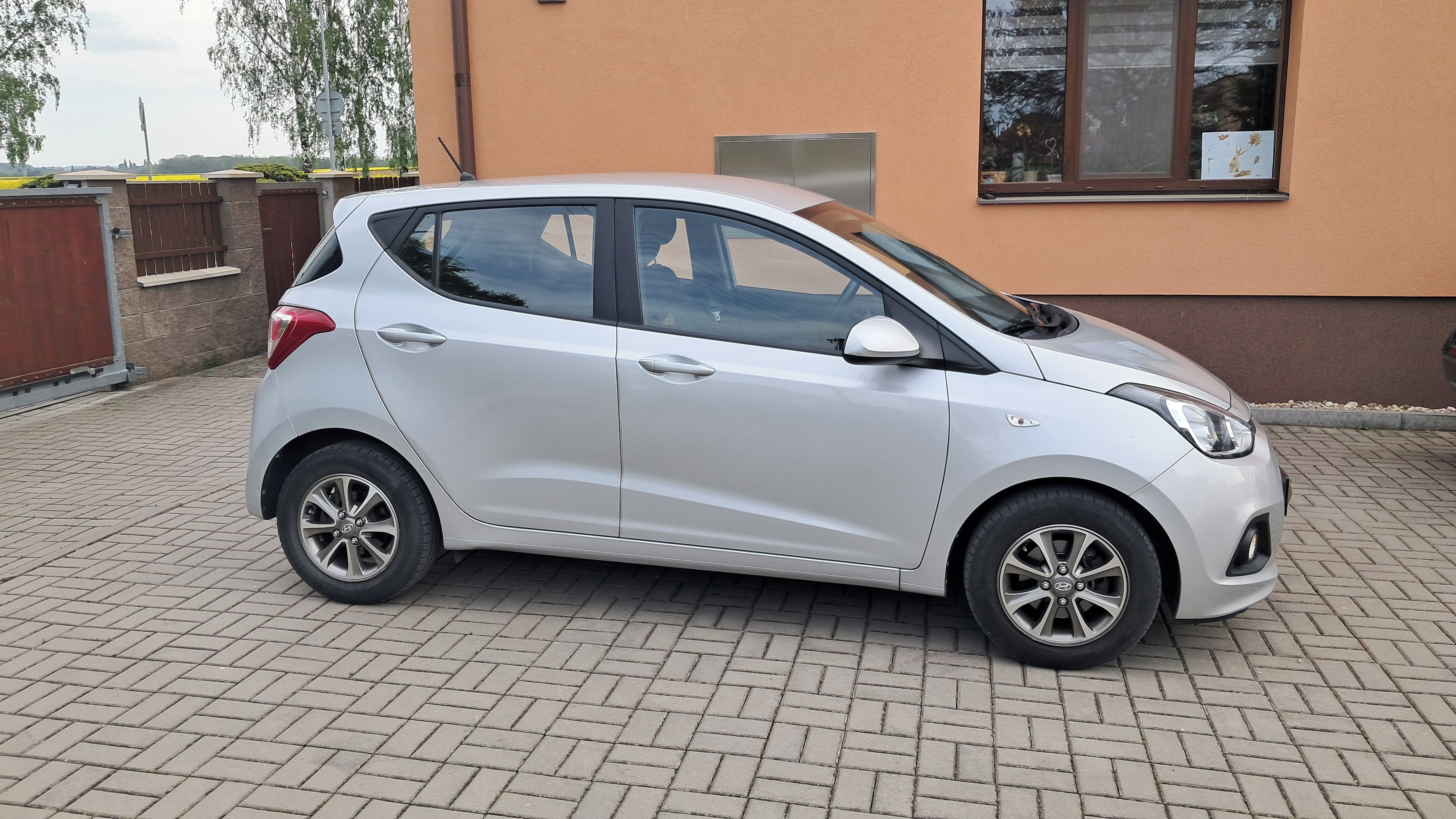 Hyundai i10, 1.0i / najeto 49 000km COMFORT - fotka 3