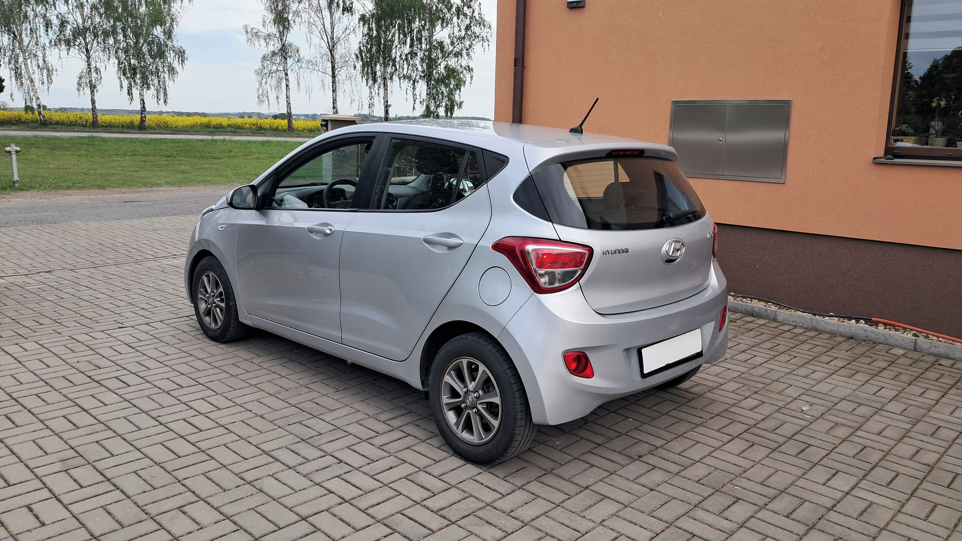 Hyundai i10, 1.0i / najeto 49 000km COMFORT - fotka 6