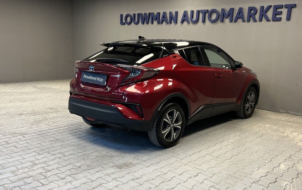 Toyota C-HR, 1,8 Hybrid AT Selection - fotka 2