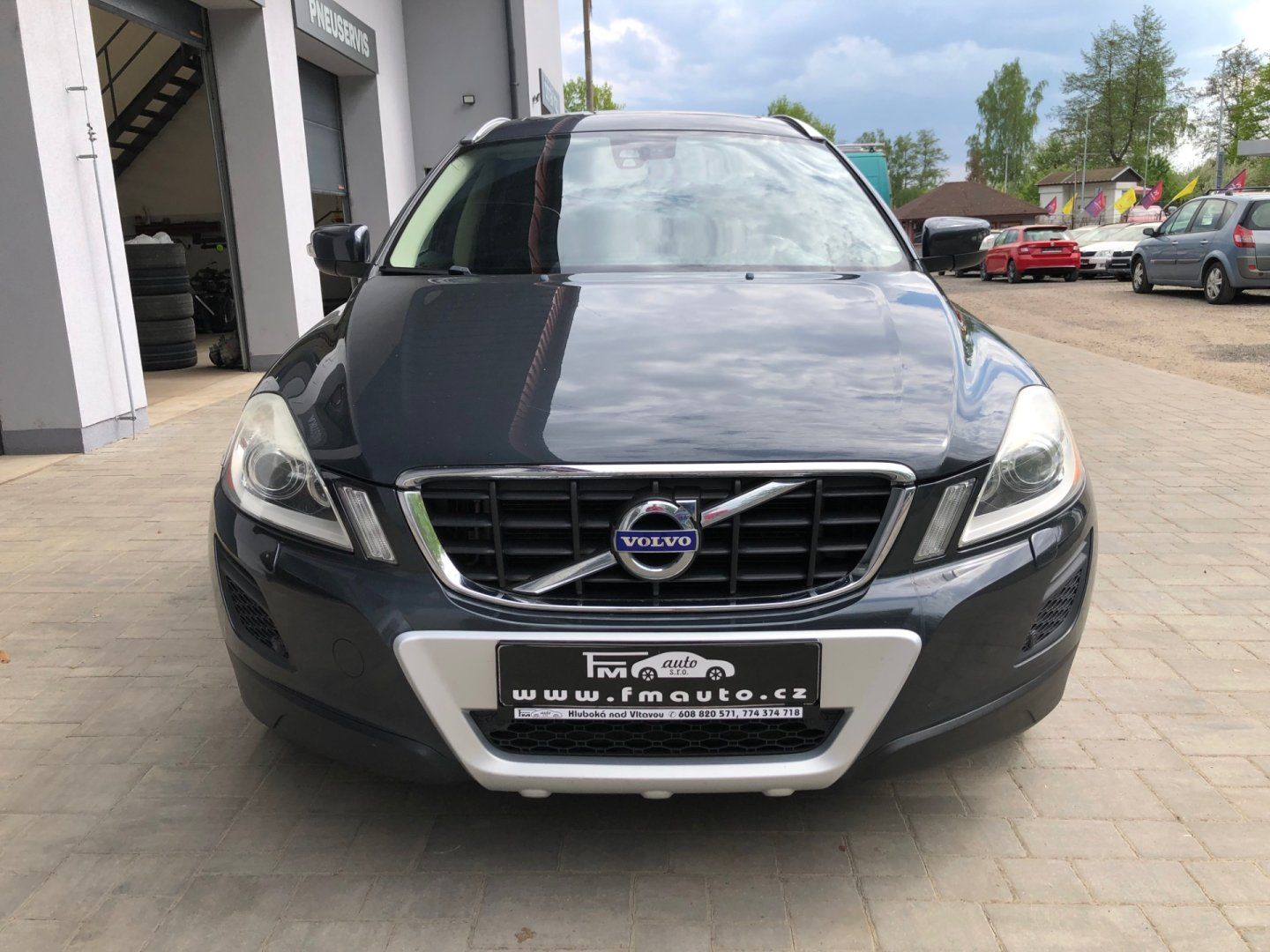 Volvo XC60, 2.4 D5 AWD - fotka 3