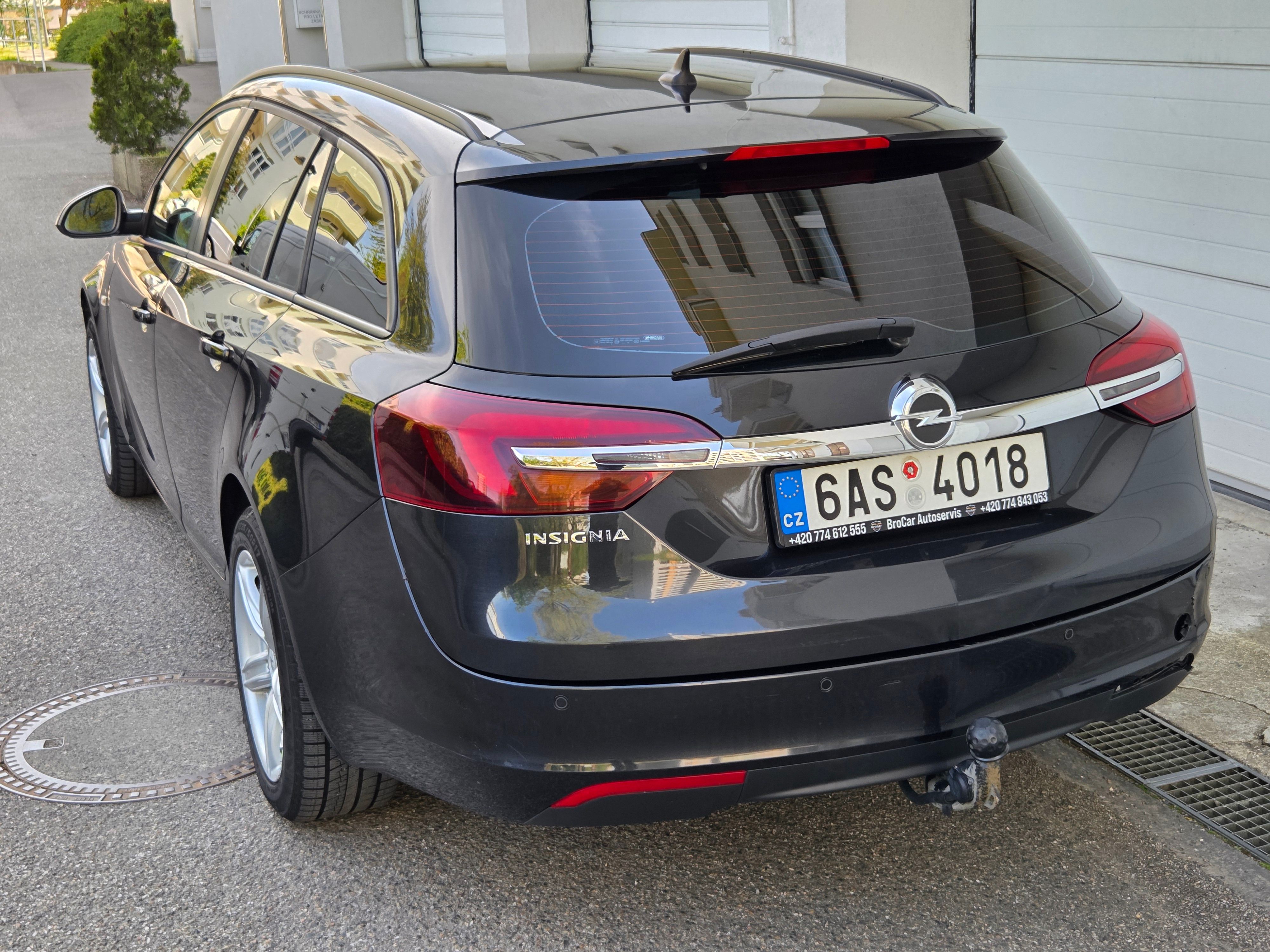 Opel Insignia, 2.0D 96Kw Automat - fotka 5