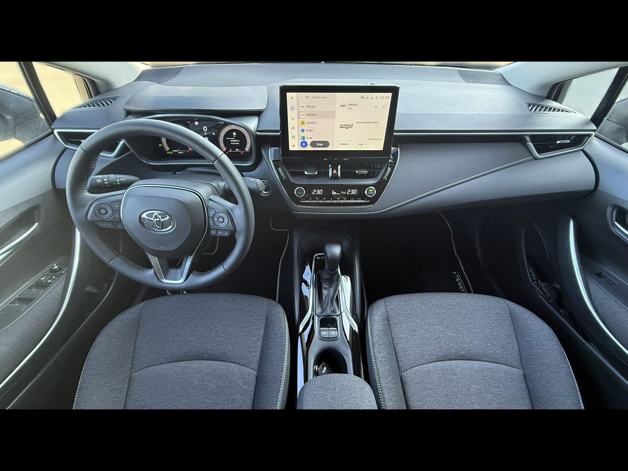 Toyota Corolla, Comfort Tech - fotka 6