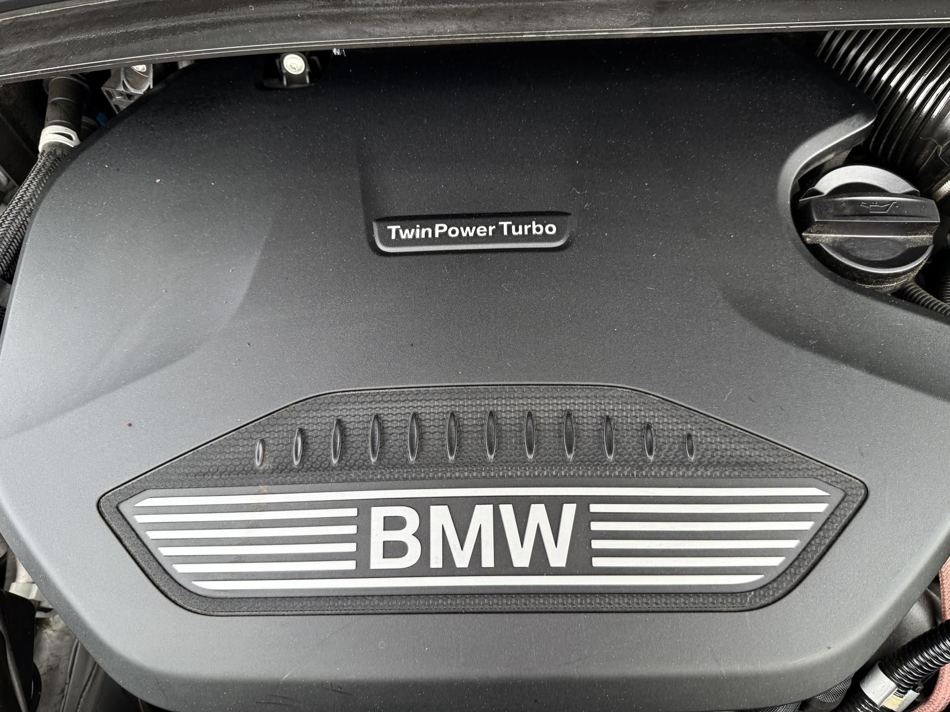 BMW Řada 2, 216d Active Tourer Automat ČR - fotka 6