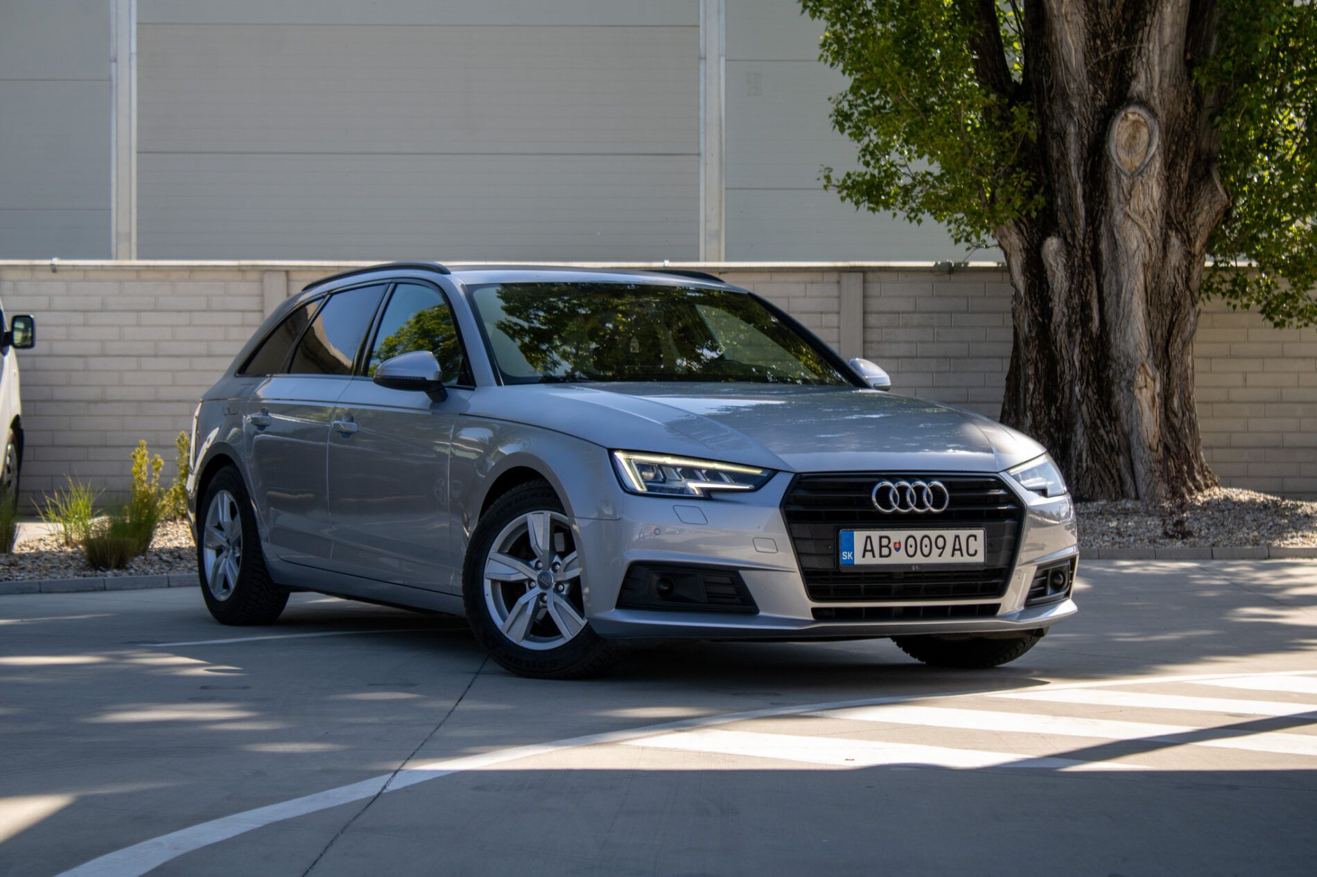 Audi A4 Avant - fotka 3