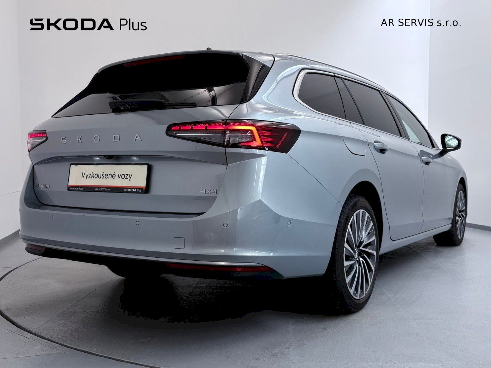 Škoda Superb, L&K 2.0TDI/142kW 4x4 7DSG - ma - fotka 2