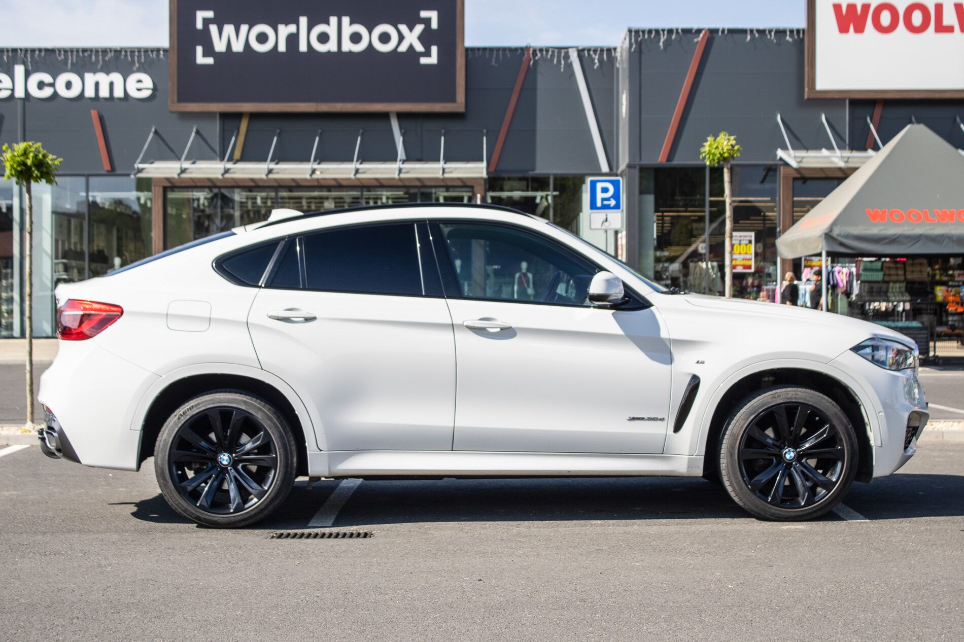 BMW X6 - fotka 4