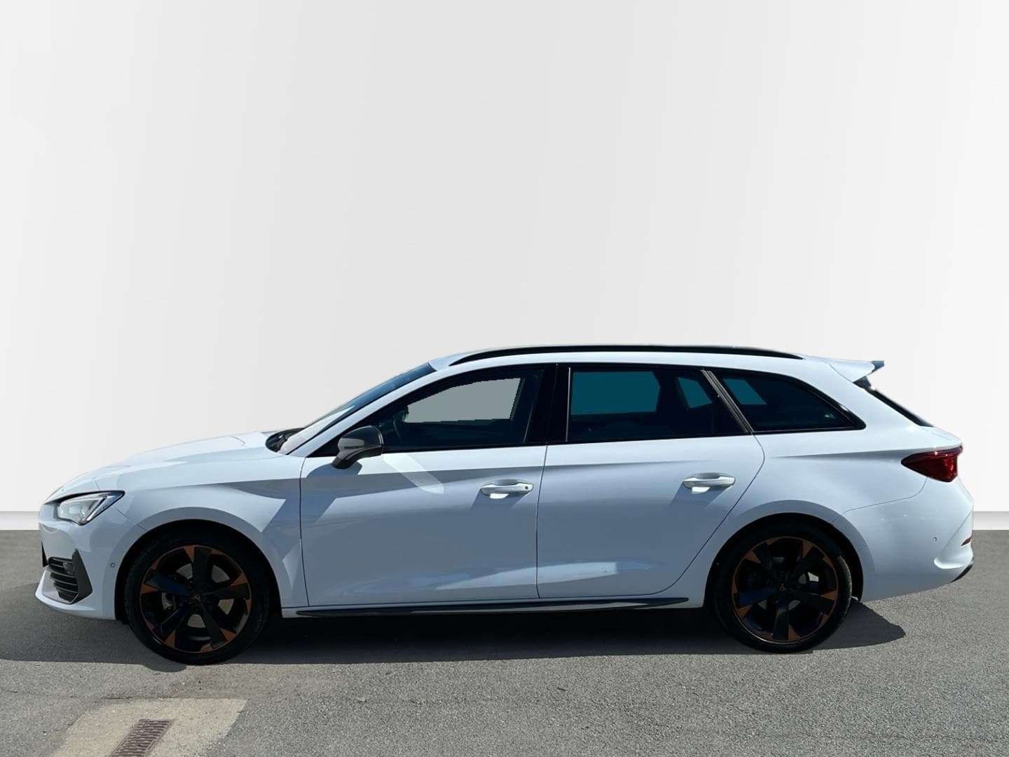 Cupra Leon, 2.0 TSI 140 kW DSG VZ Line ST - fotka 3