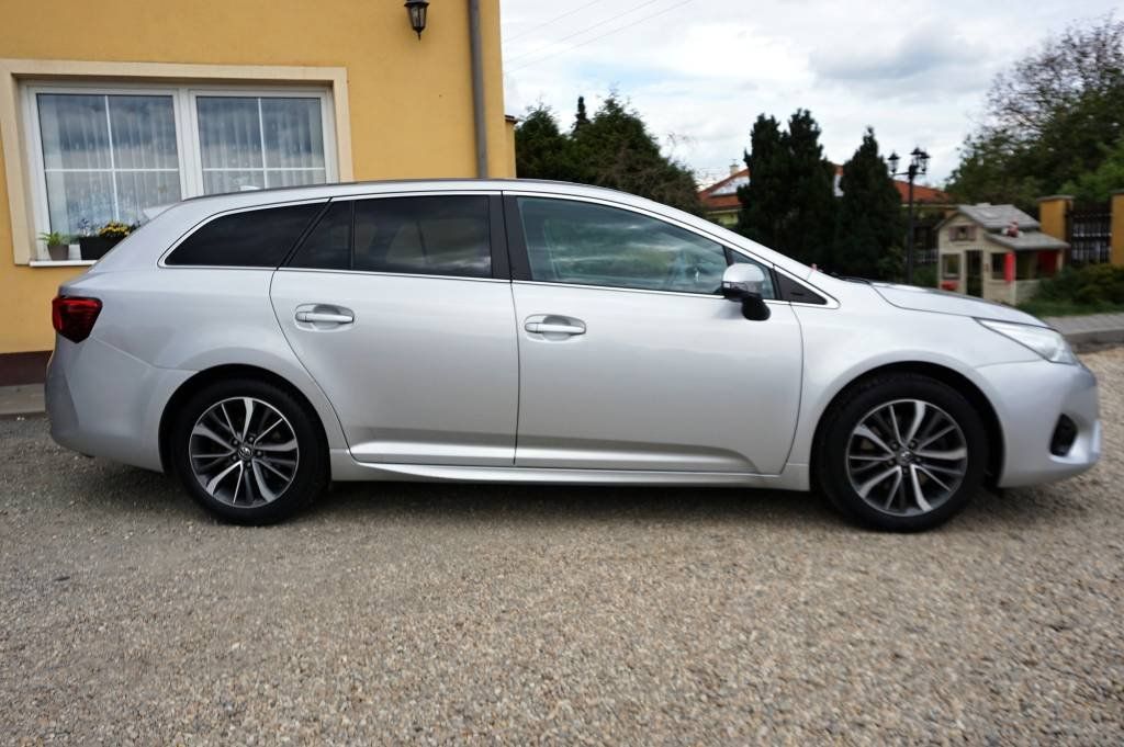 Toyota Avensis, TREND 2,0 D.4D 105 kW - fotka 3