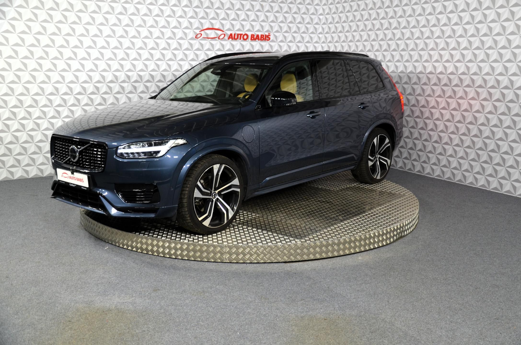 Volvo XC90, T8 PHEV Ultra Dark AWD AT