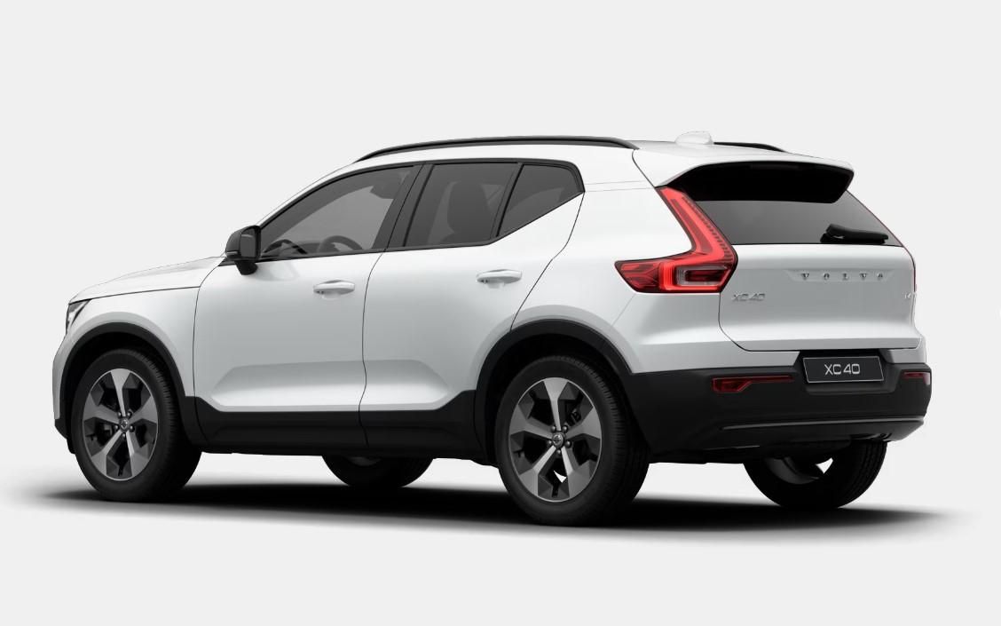 Volvo XC40, B4 AUT DARK PLUS - fotka 6