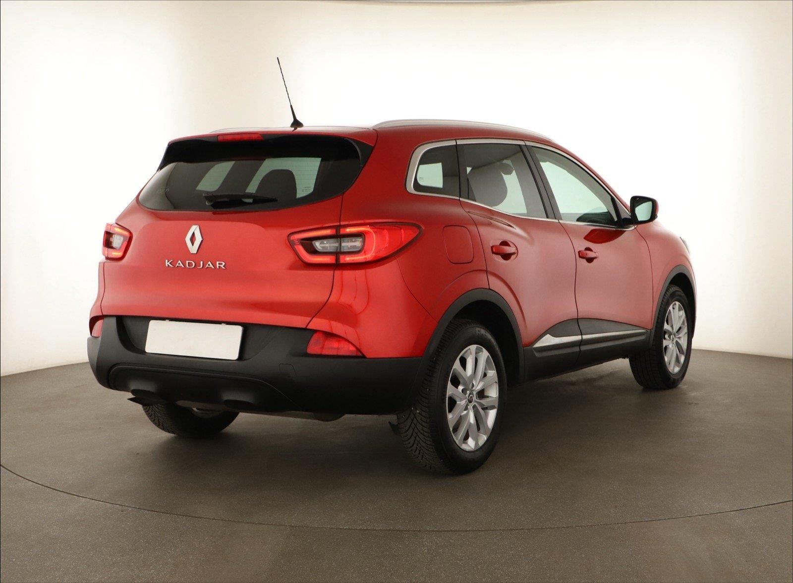 Renault Kadjar, 1.2 TCe, Automatická klima - fotka 5