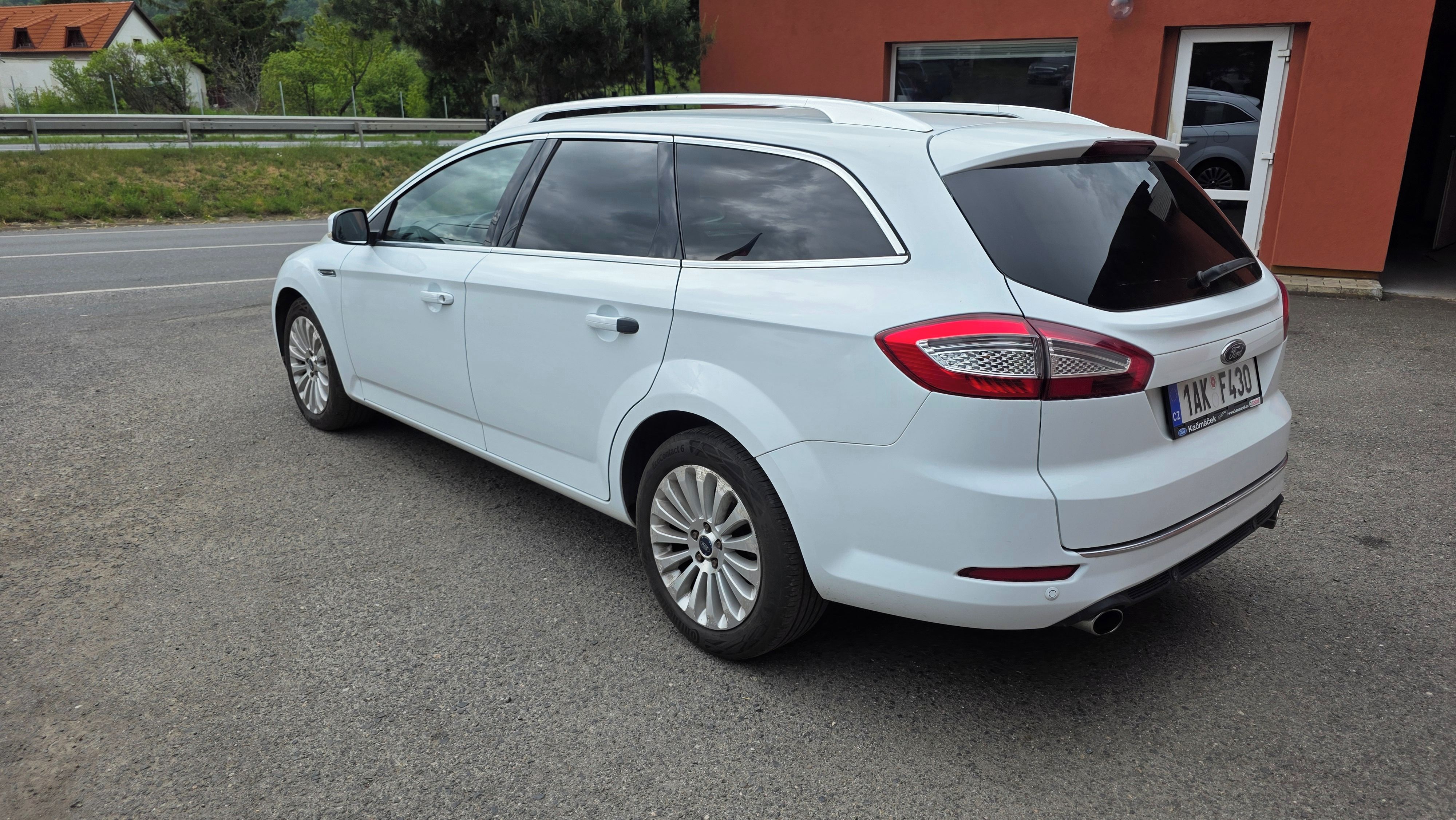 Ford Mondeo, 2.2 147 KW NOVÉ V ČR - fotka 5
