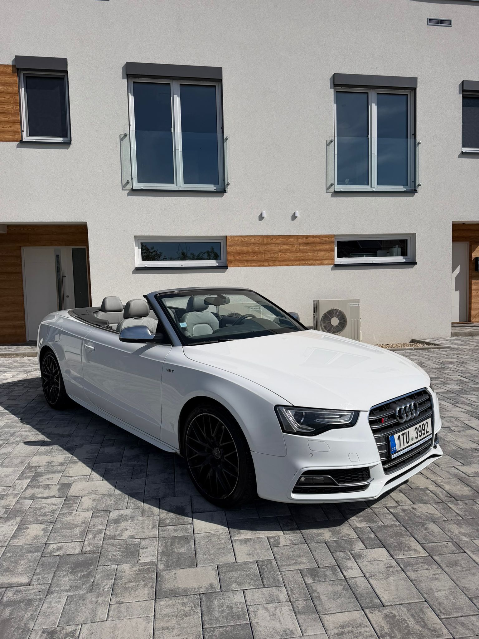 Audi A5, Cabriolet – 3.0 TDI 200 kW - fotka 2