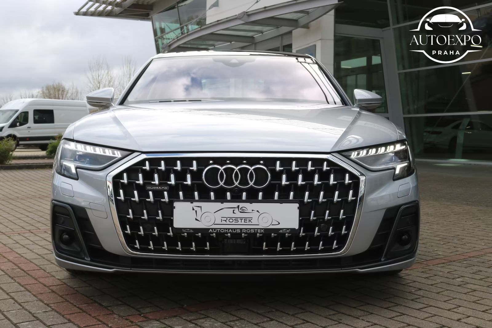 Audi A8, L 60 TFSI e Lang /Digital Matr - fotka 2
