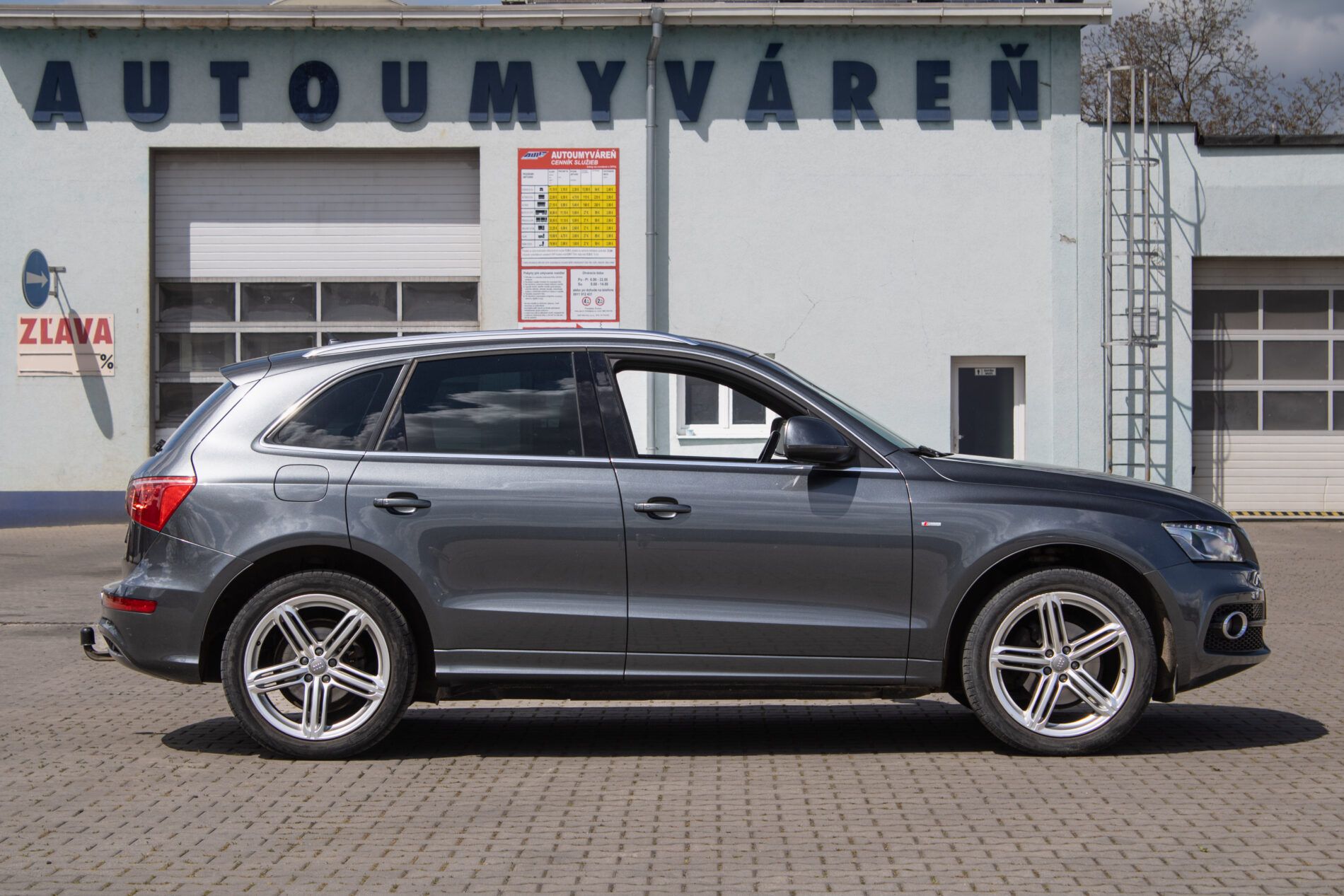 Audi Q5 - fotka 4