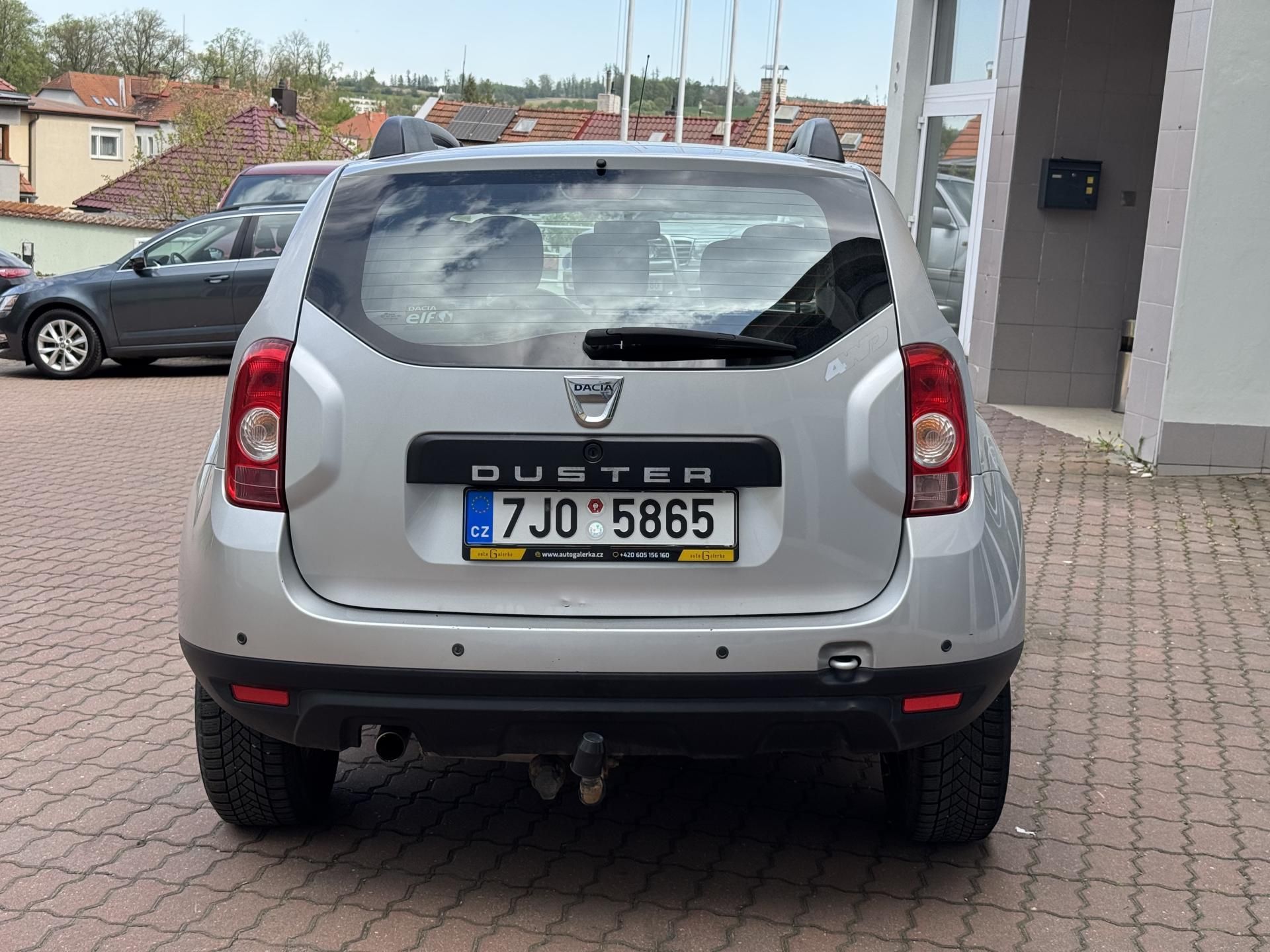 Dacia Duster, 1.6i 77kW 4x4 - fotka 6