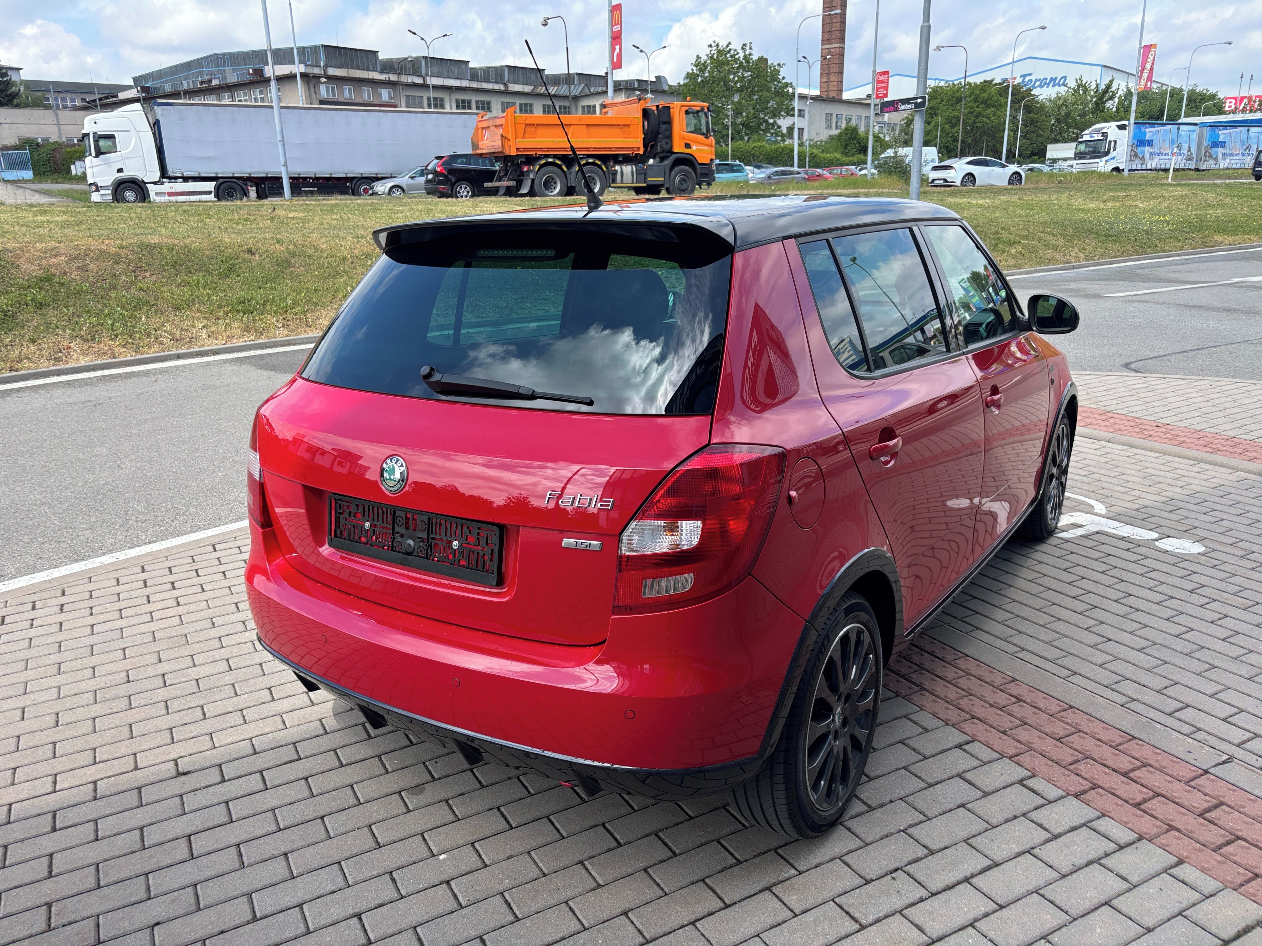 Škoda Fabia, Monte Carlo 1.2TSi 63kW - fotka 6
