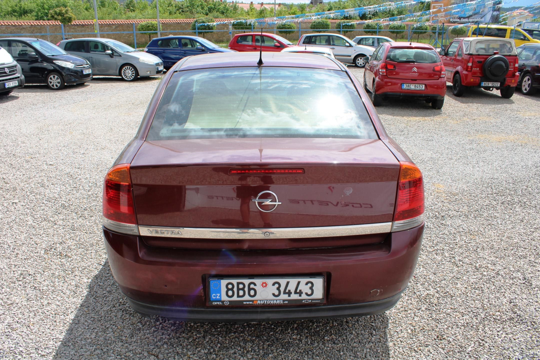 Opel Vectra, 1,8i KLIMA EL.OKNA TEMPOMAT - fotka 6