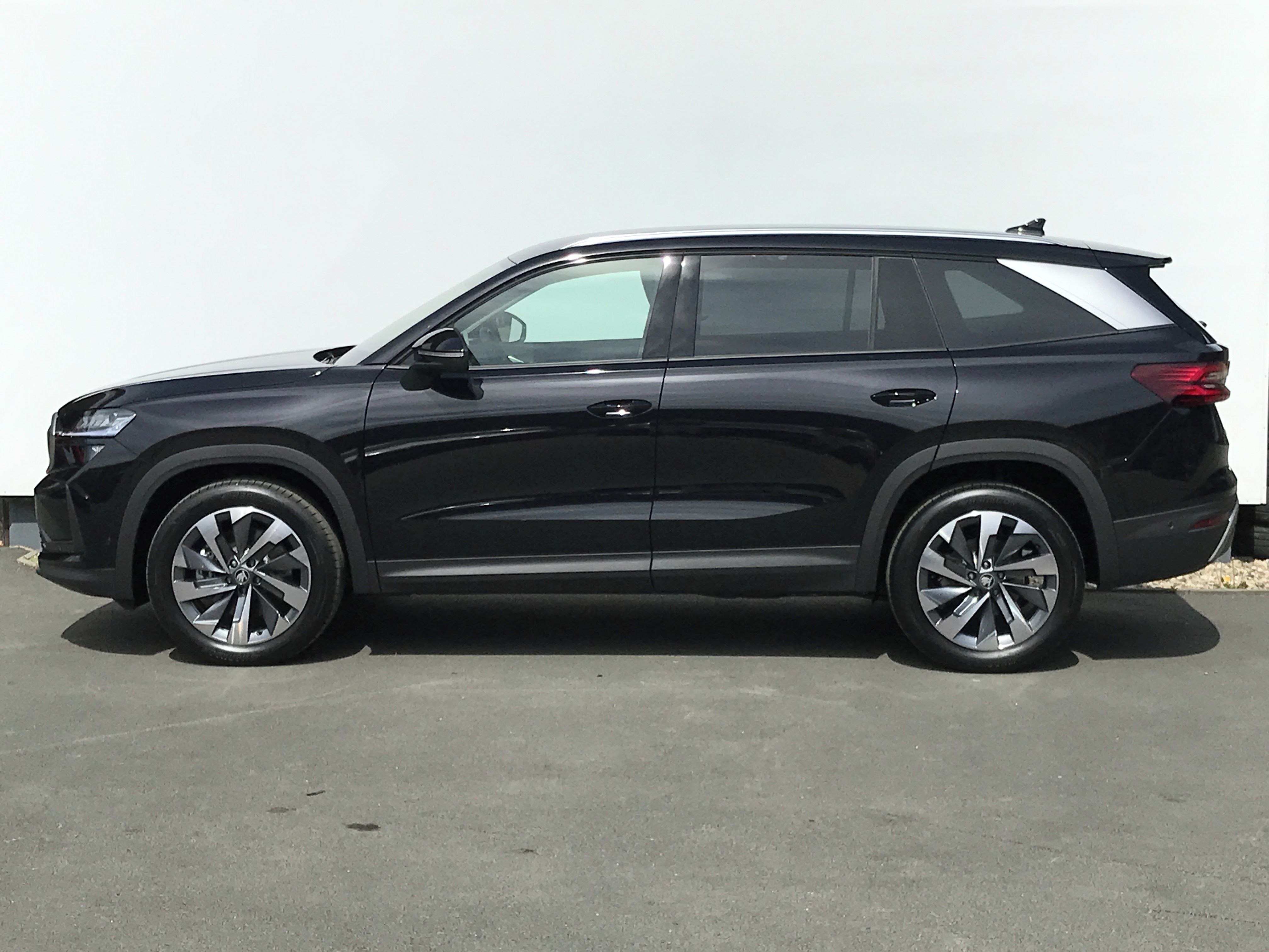 Škoda Kodiaq, 4x4 142kW Exc.sel+TAŽNÉ+NEZTOP - fotka 3