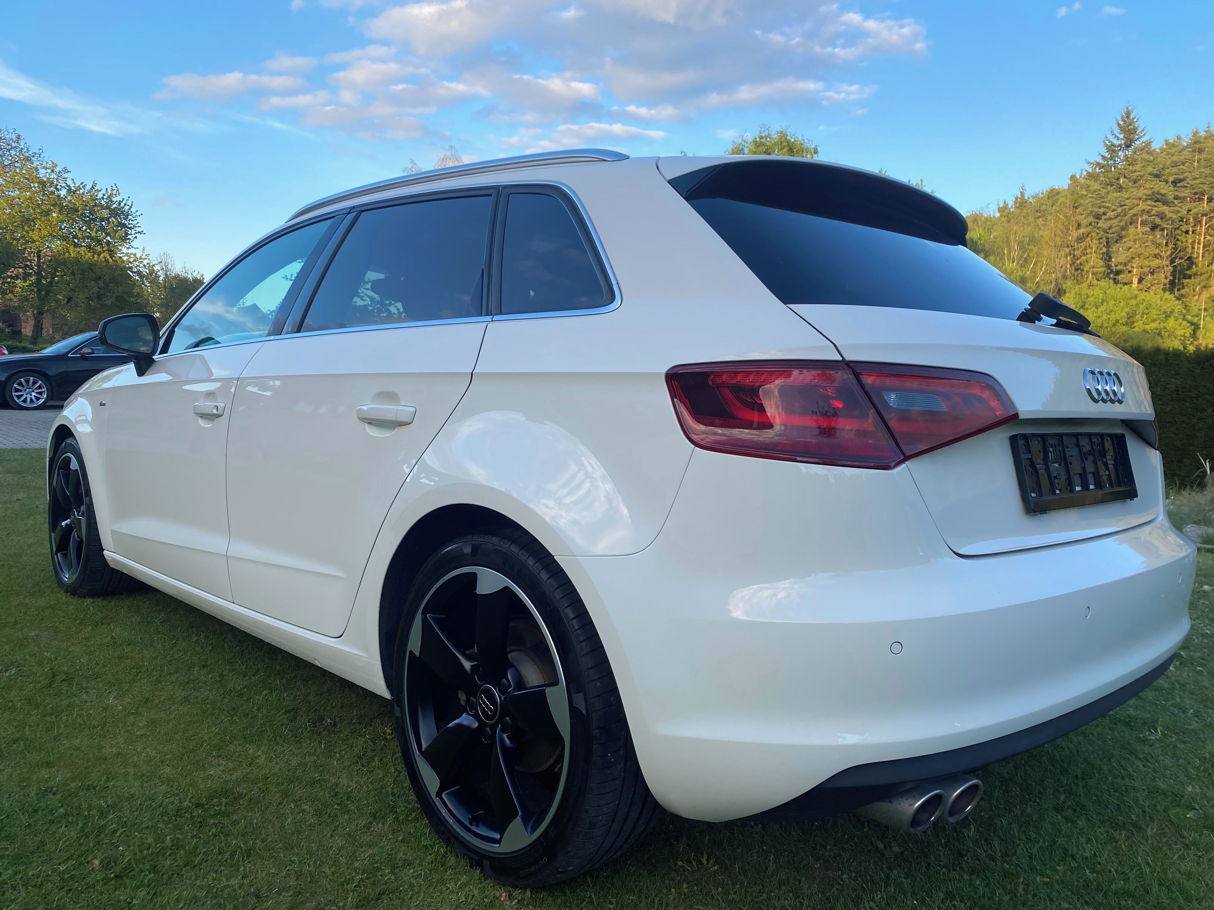 Audi A3, 2.0TDI,S-line,DSG,Šíbr,Výhřev - fotka 6