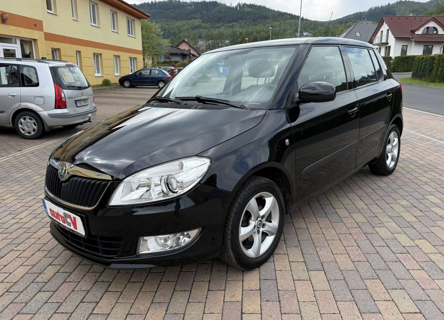 Škoda Fabia, II FL 1.2 TSI 63kW VÝHŘEV - fotka 2
