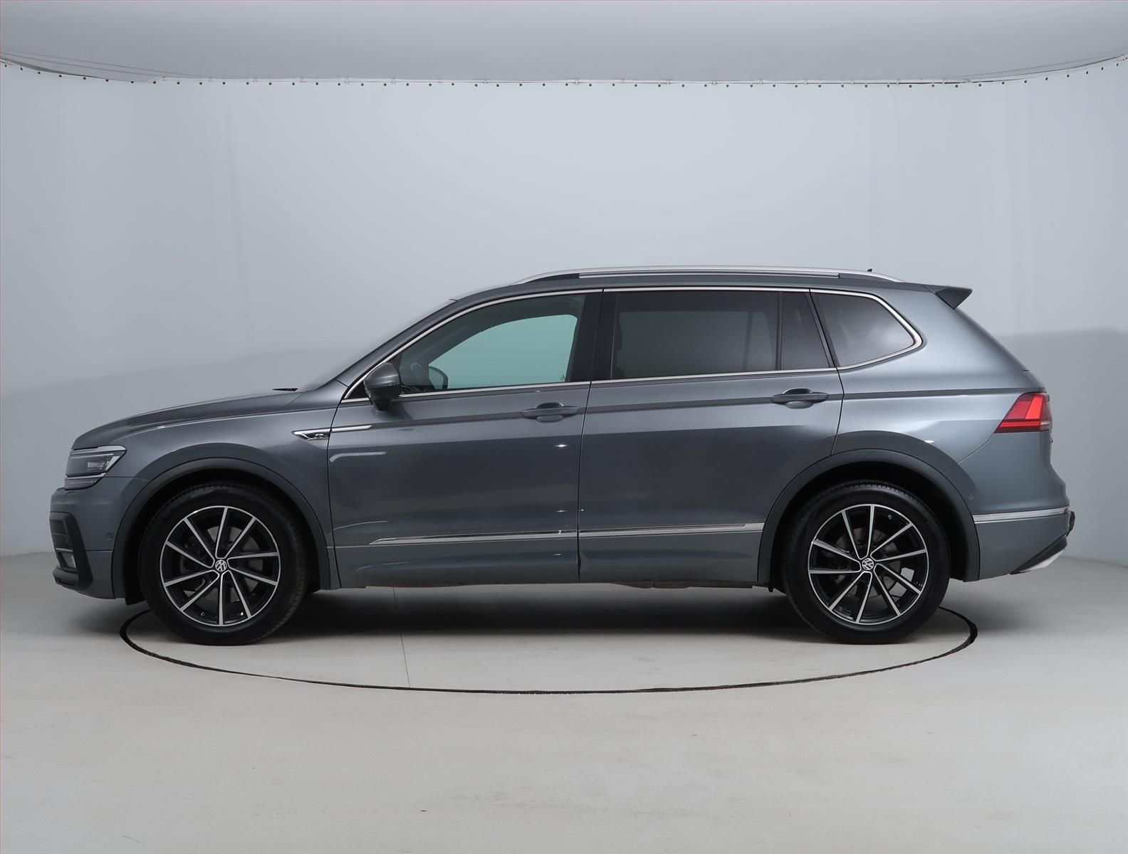 Volkswagen Tiguan Allspace, 2.0 BiTDI, R-Line, 4X4 - fotka 3