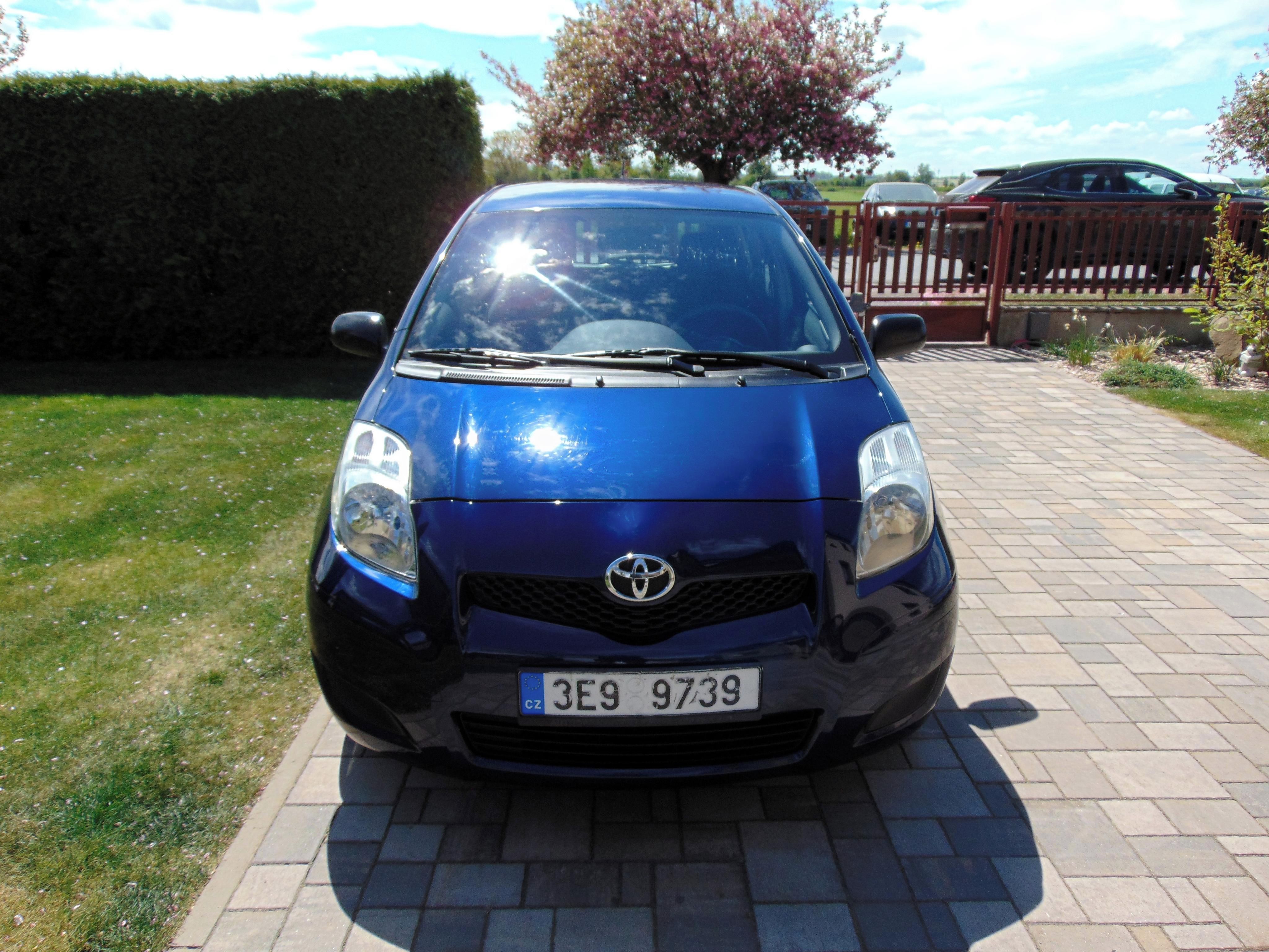 Toyota Yaris, ČR,1.MAJ.,PO SERVISE,SENZORY - fotka 2