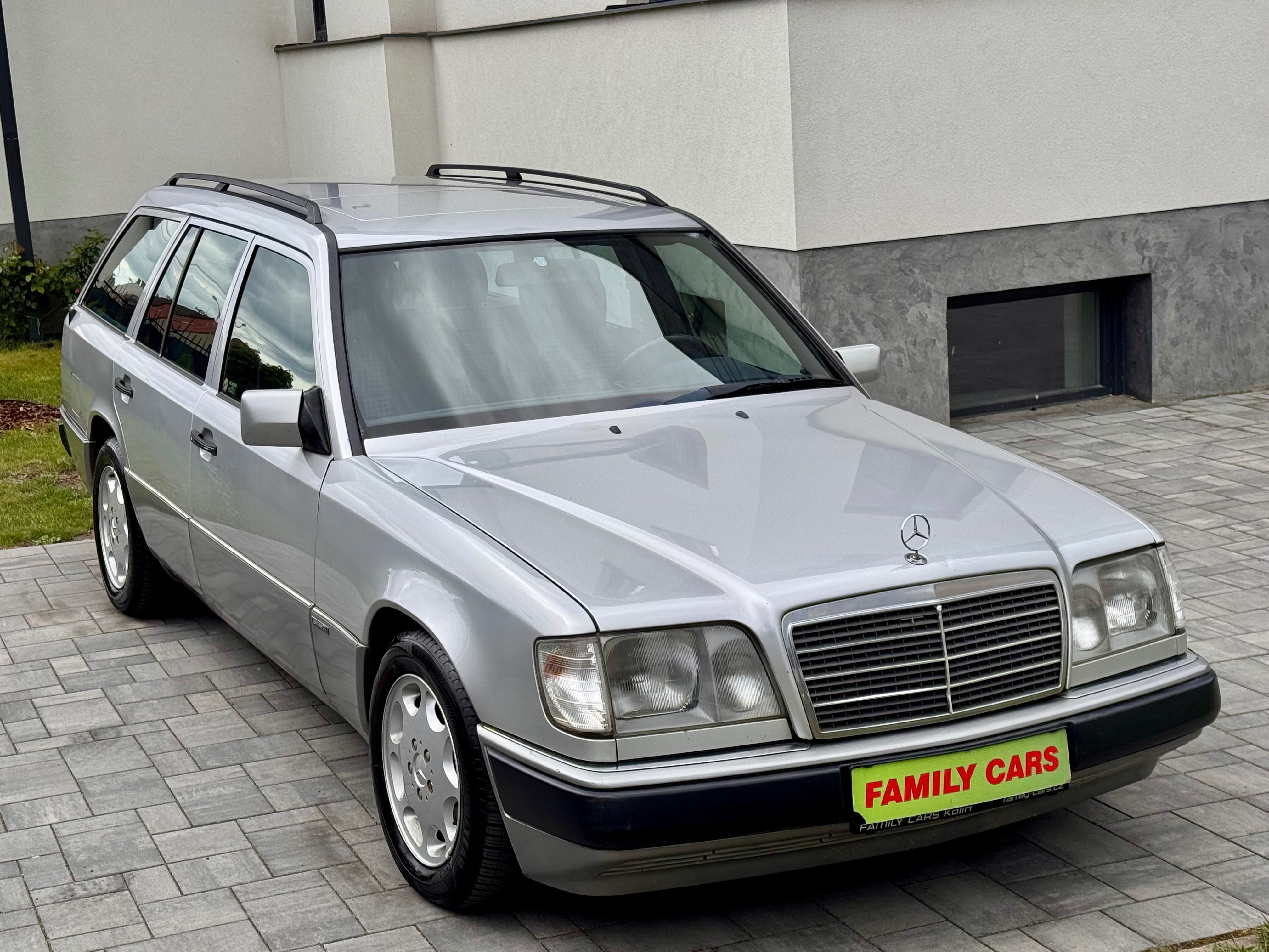 Mercedes-Benz 124, 300,MANUÁL,KLIMA - fotka 3