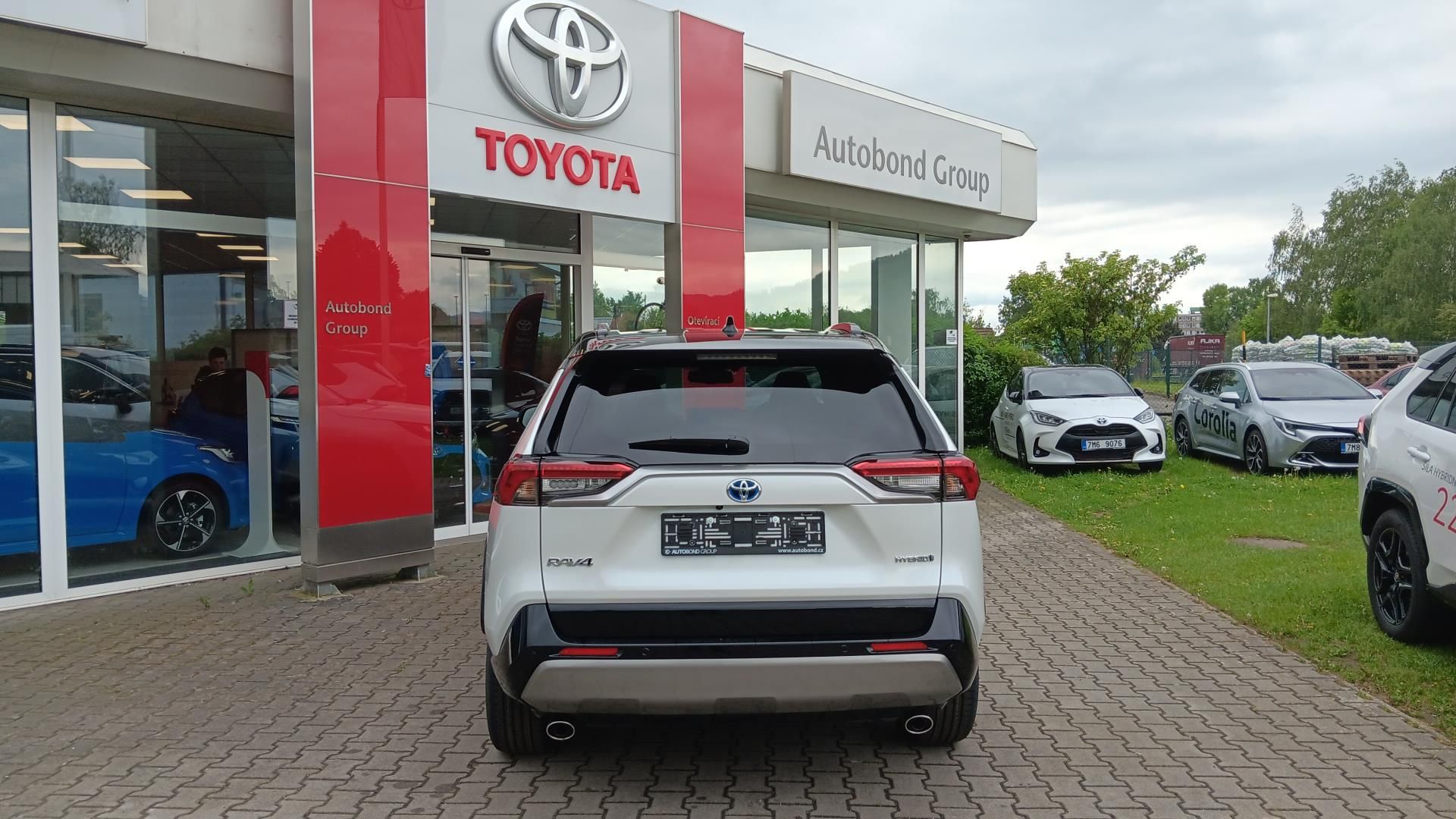Toyota Rav4, 2.5 HEV 4X4 SELECTION - fotka 5