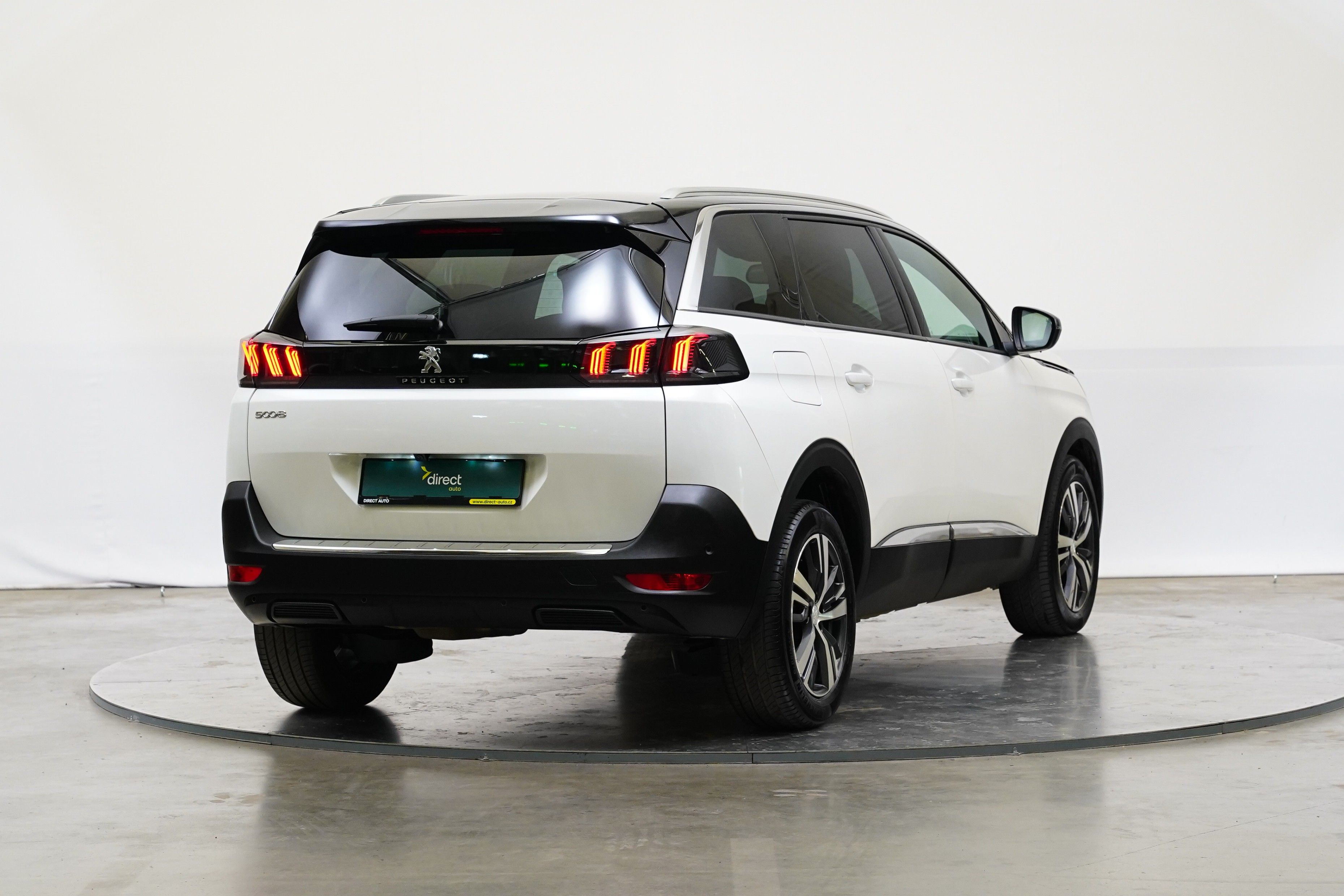 Peugeot 5008, 1.2 PureTech 96 kW Allure - fotka 2