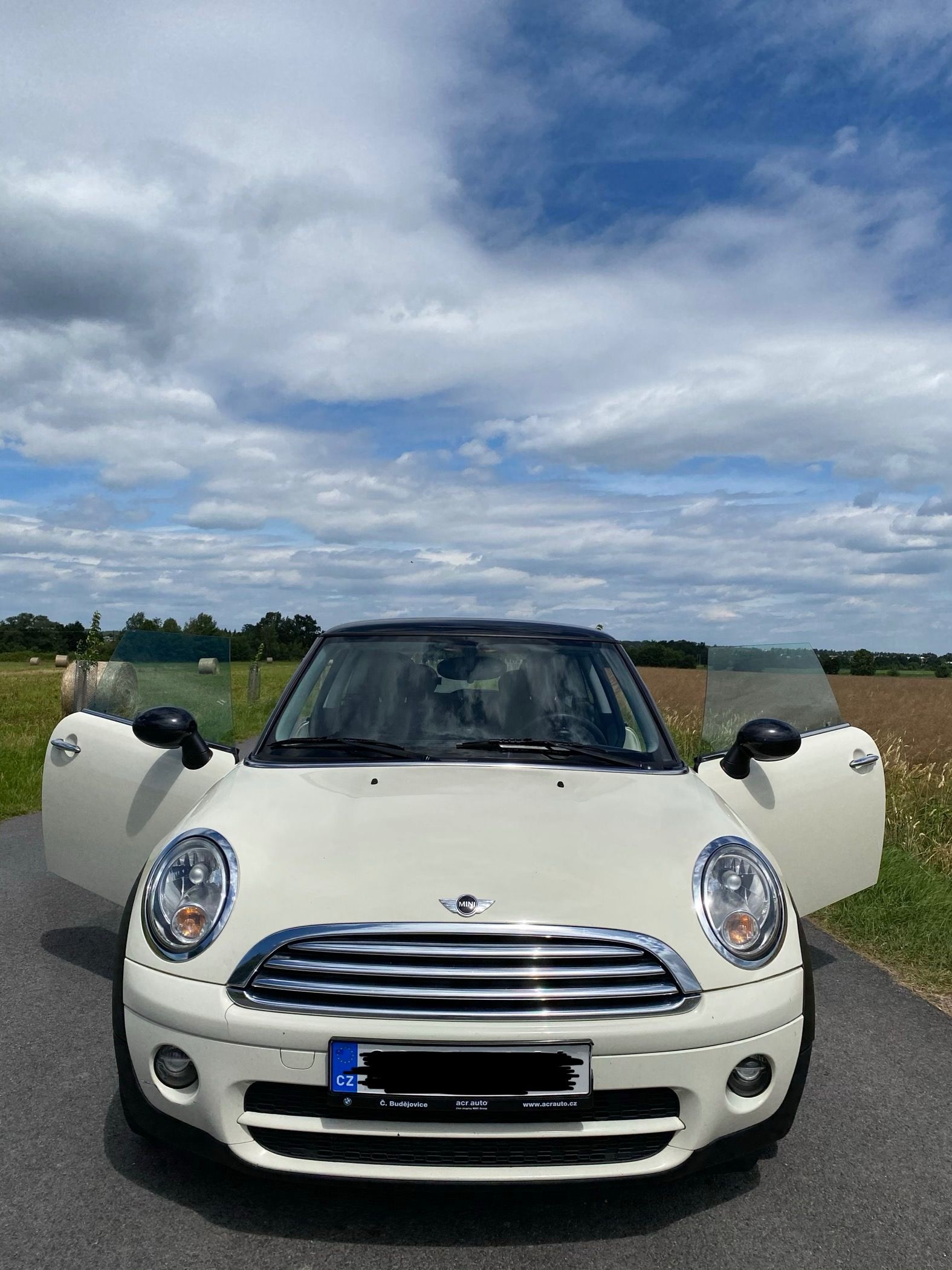 Mini Cooper, Mini Cooper 1.6d - fotka 2