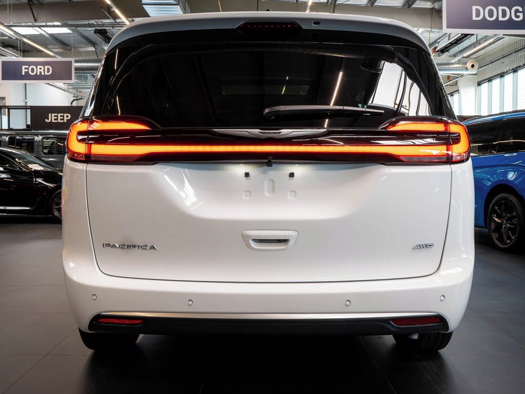 Chrysler Pacifica, 3.6 V6 Pinnacle AWD 2x LCD - fotka 4