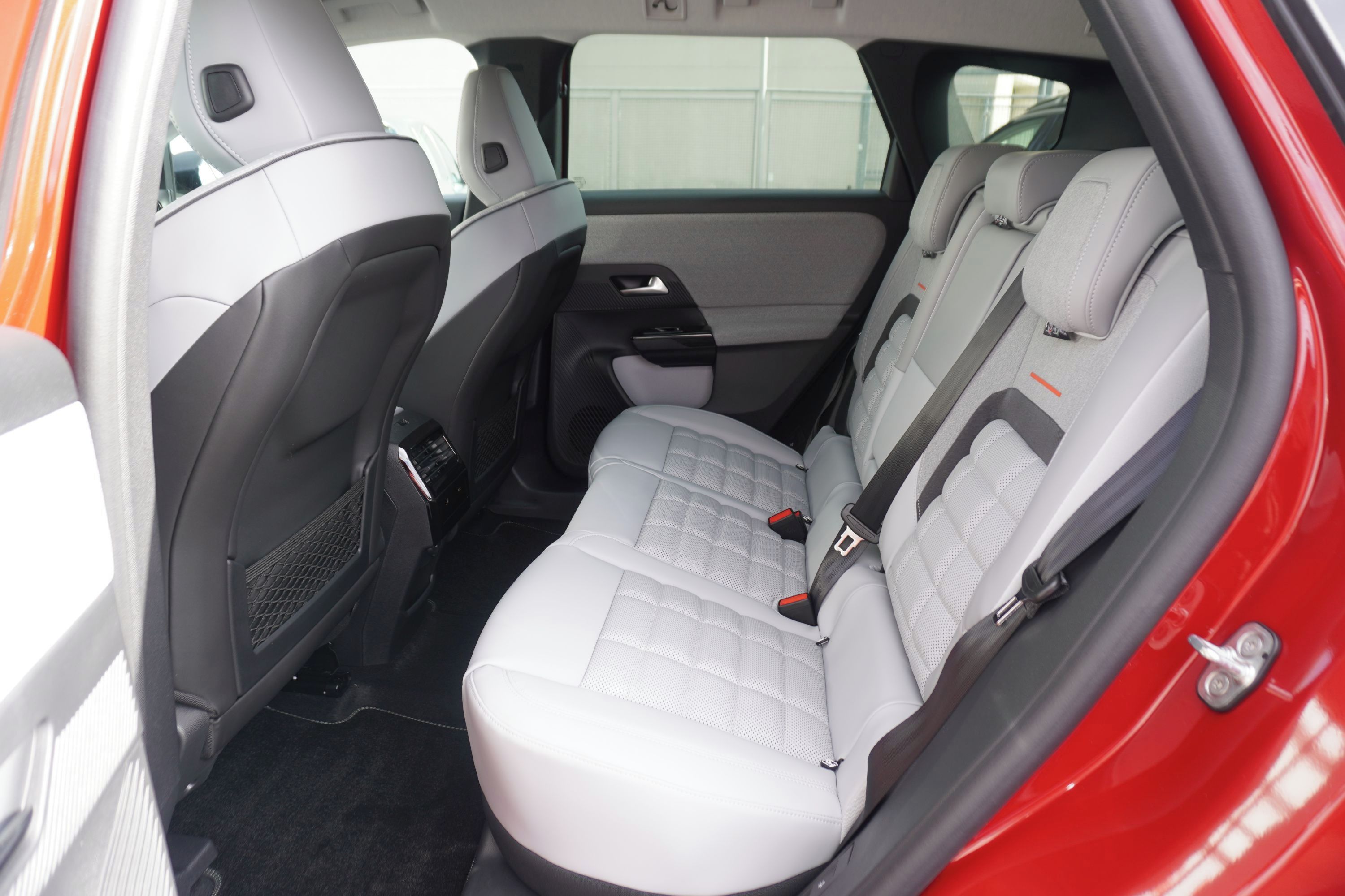 Citroën C5 Aircross, MAX Hybrid 145k Automatic - fotka 6