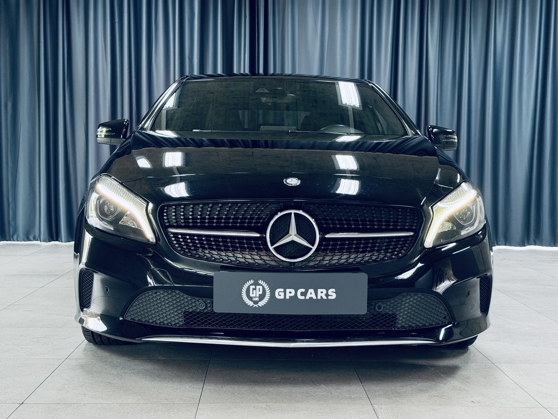 Mercedes-Benz Třídy A, 180D*KAMERA*KEYLESS - fotka 2