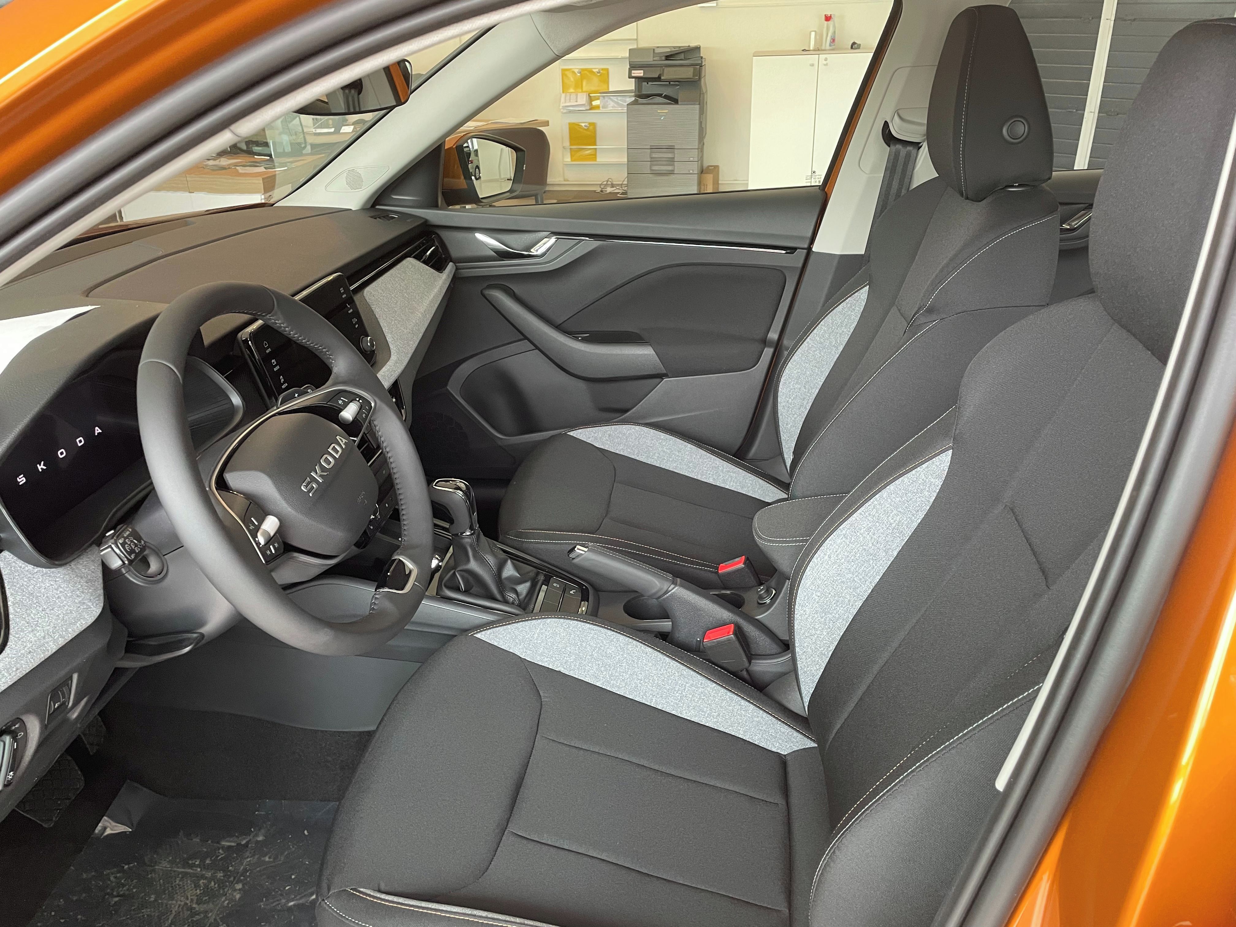 Škoda Kamiq, 1.0 TSI 85kW Selection DSG - fotka 5