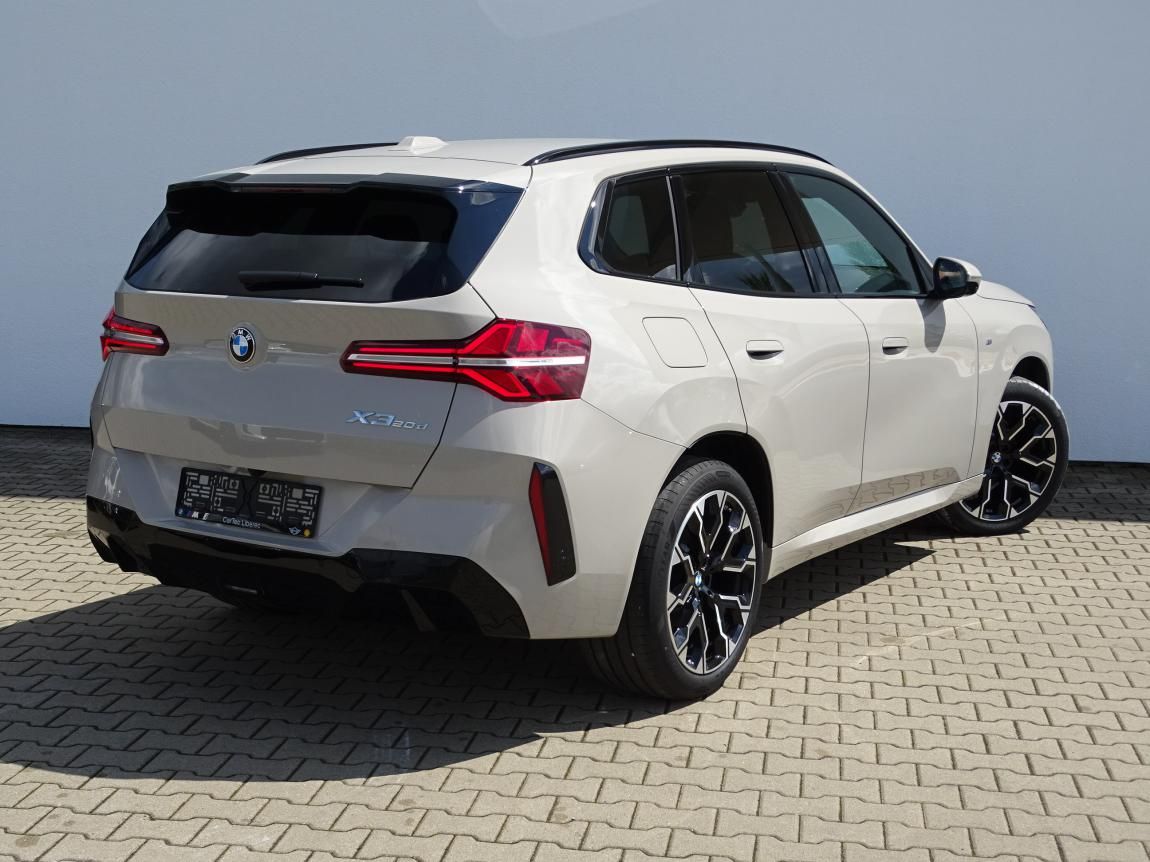 BMW X3, xDrive20d - fotka 3
