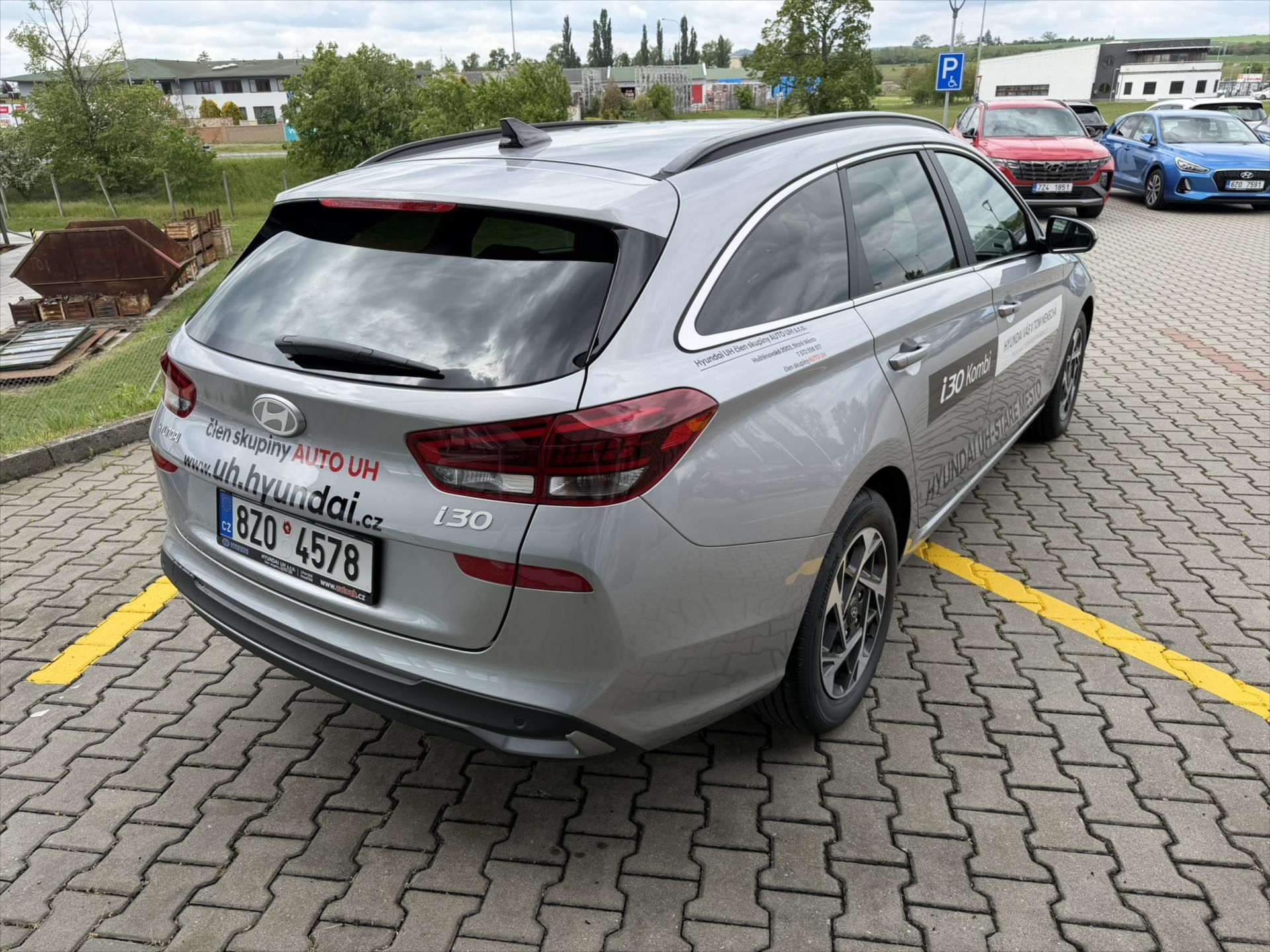 Hyundai i30, 1,6 T-GDI MHEV 7st. DCT  STYLE - fotka 5