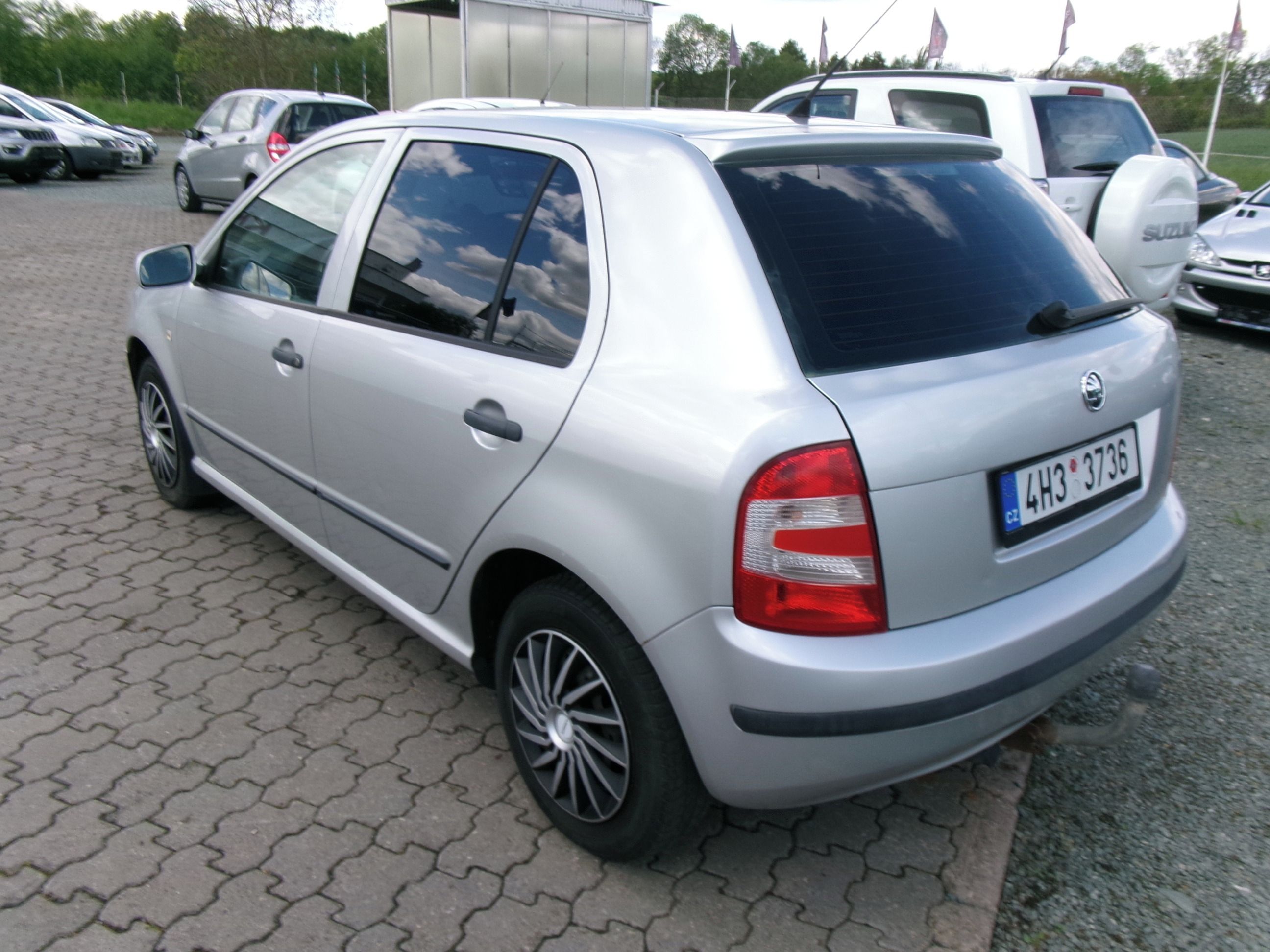 Škoda Fabia, 1.2i 40kw,CZ - fotka 5