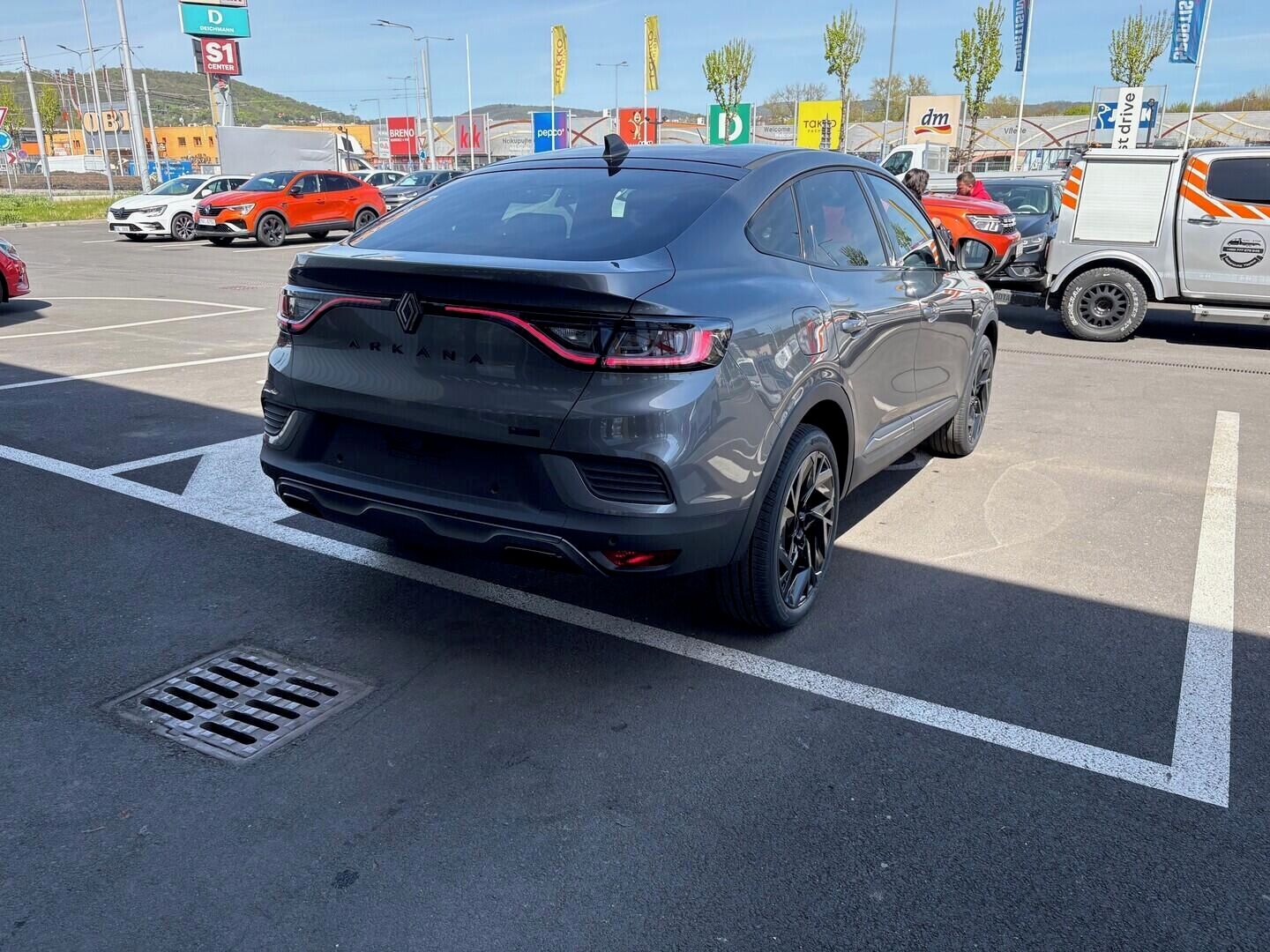 Renault Arkana, Esprit Alpine E-TECH 145 1.6 1 - fotka 5