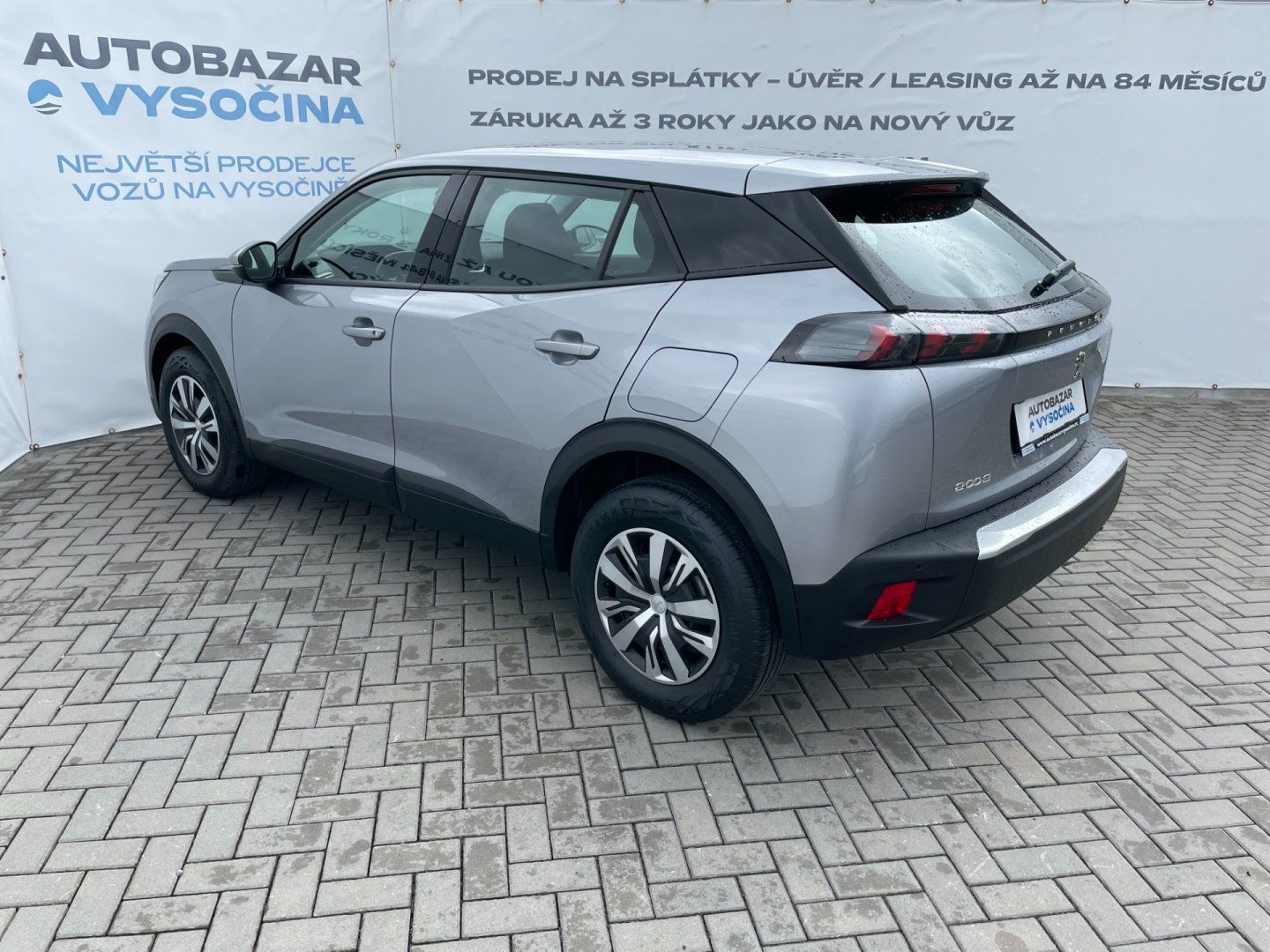 Peugeot 2008, 1.2PT 74kW! 1.maj! Navi! LED! - fotka 6
